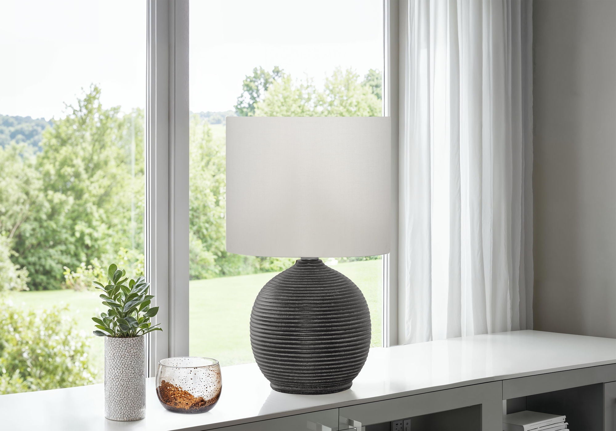 Lighting, Resin, Contemporary - Black - Best Buy Furniture