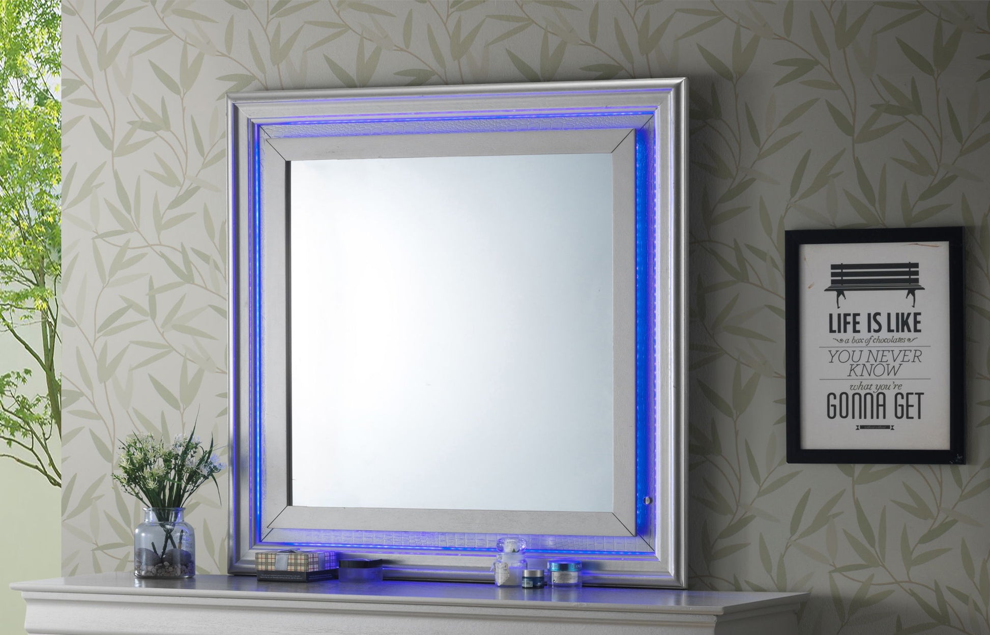 Elegant Transitional LED Mirror - Best Buy Furniture