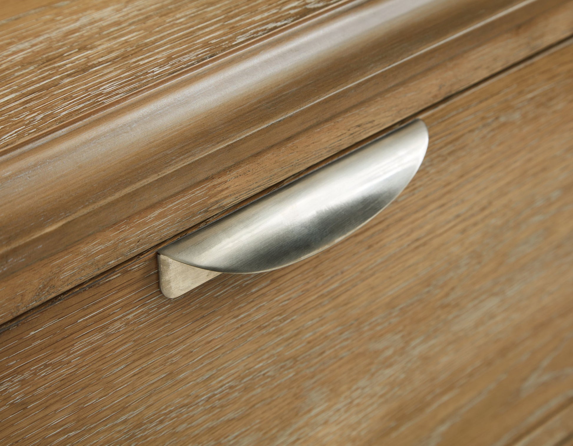 Rencott - Extra Large TV Stand - Light Brown - Best Buy Furniture