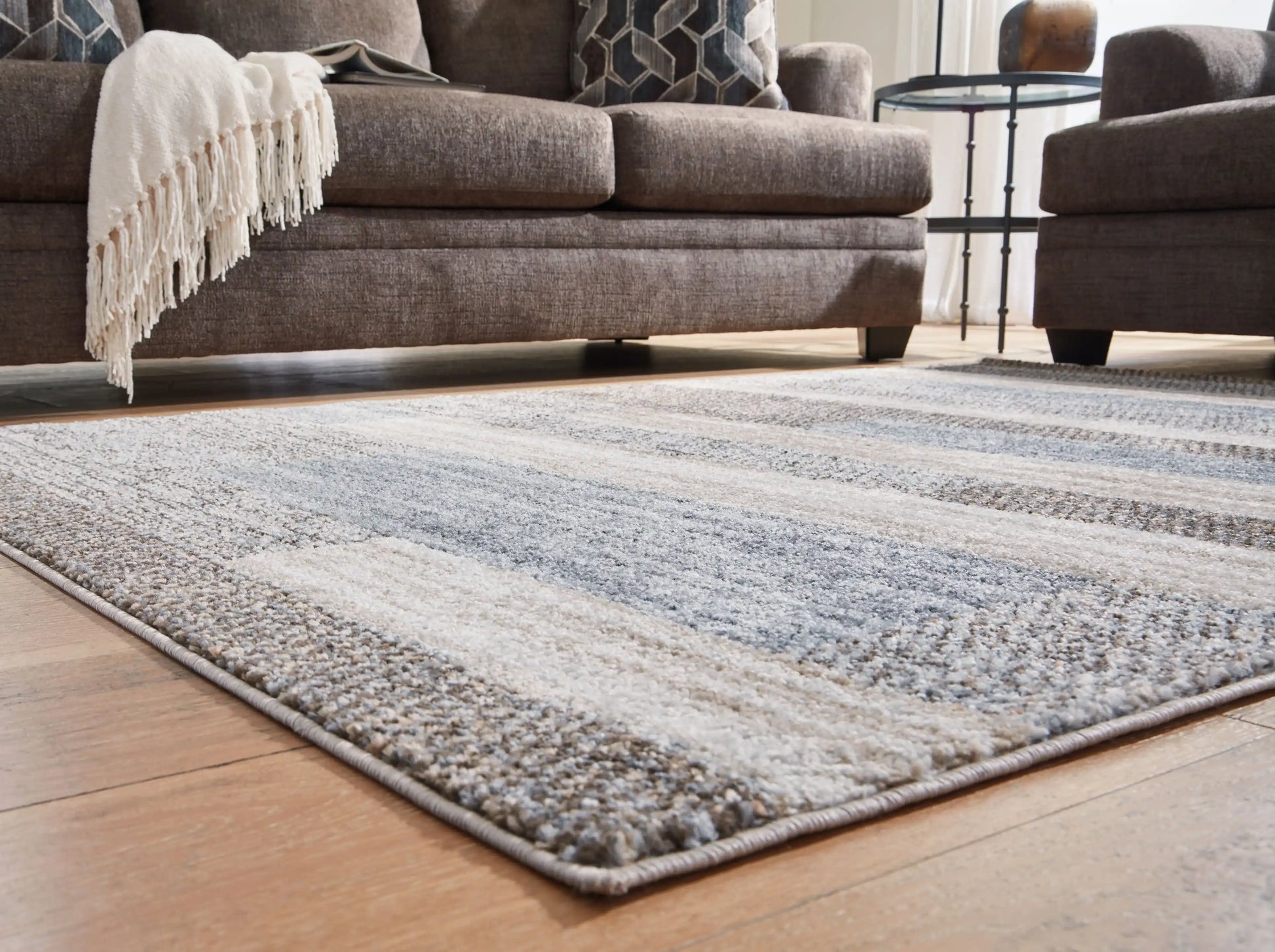 Sethburn - Rug - Best Buy Furniture