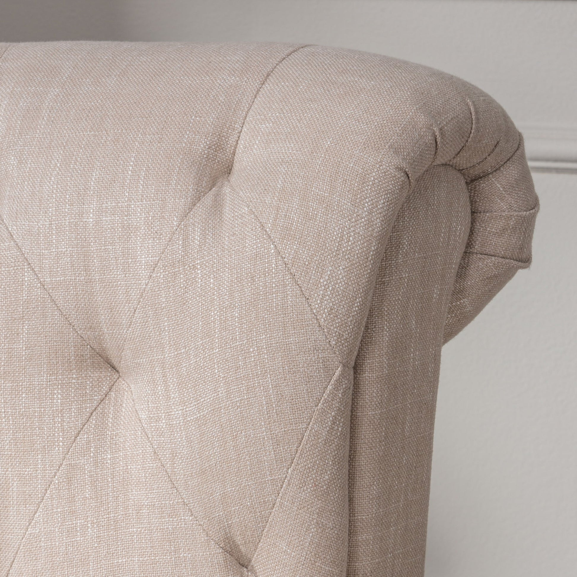 Springfield - Tufted Club Chair Stylish Upholstery - Light Beige - Best Buy Furniture