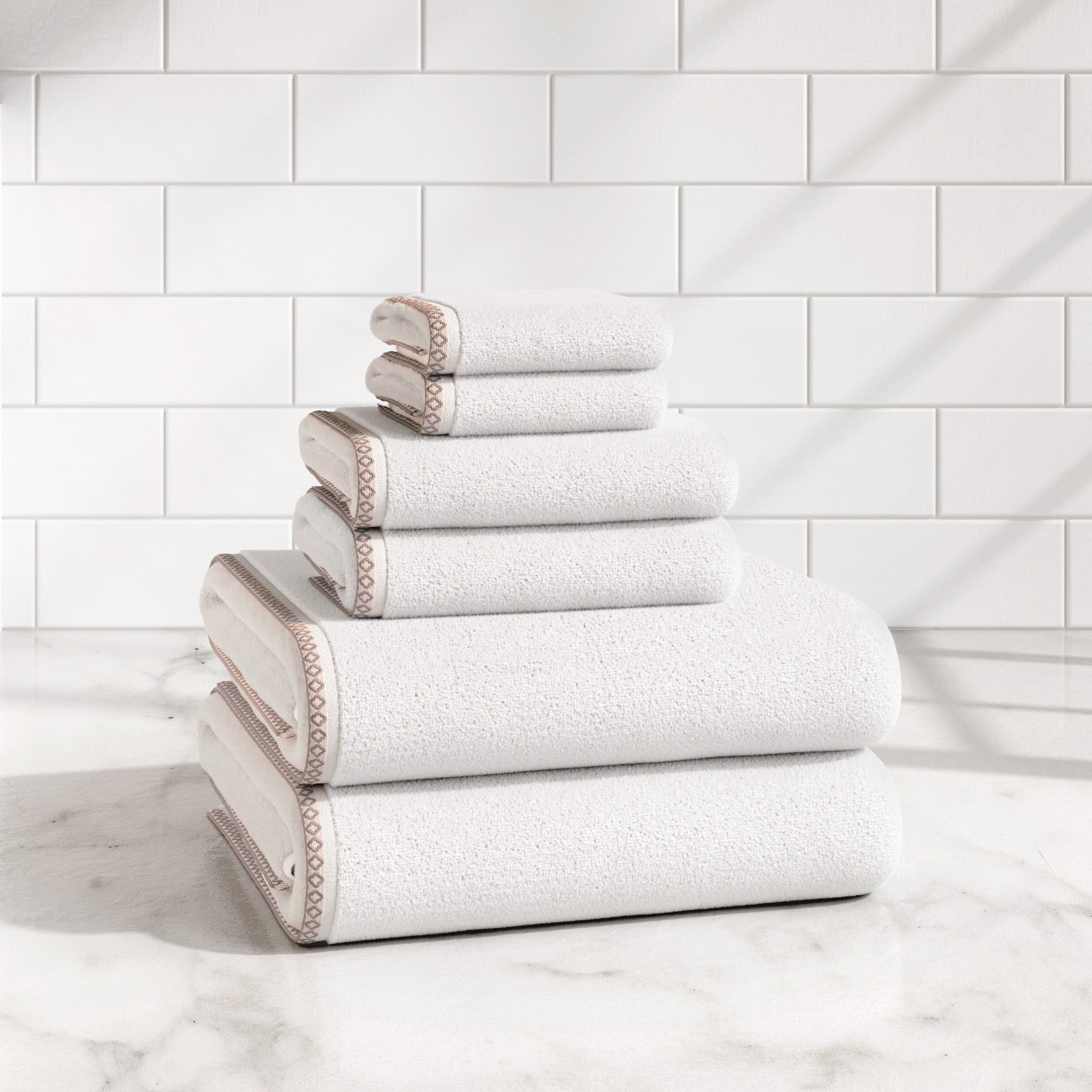 Cotton Border-Stitched 6-Piece Towel Set - Valery Collection - Best Buy Furniture
