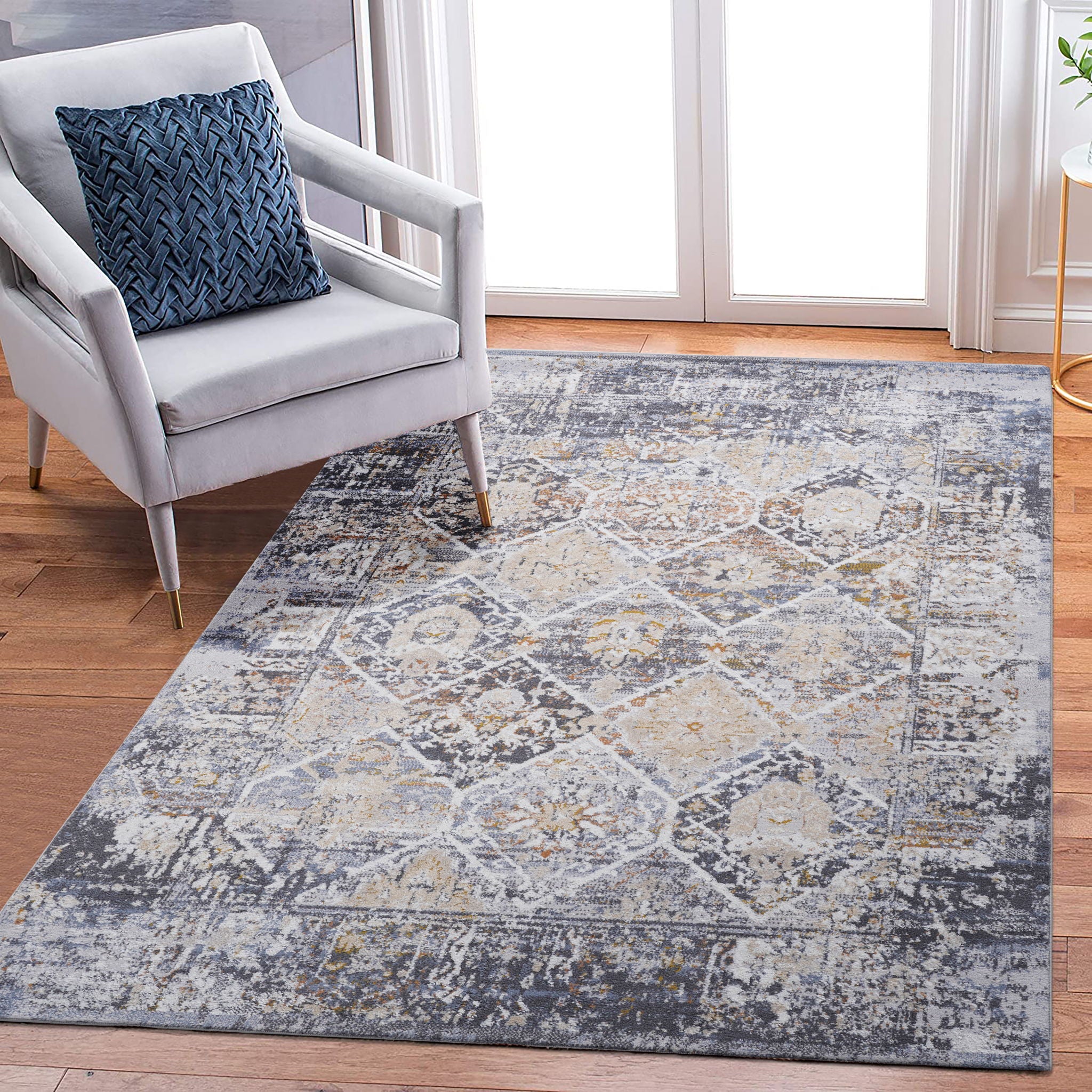 Payas - Traditional Area Rug - Best Buy Furniture