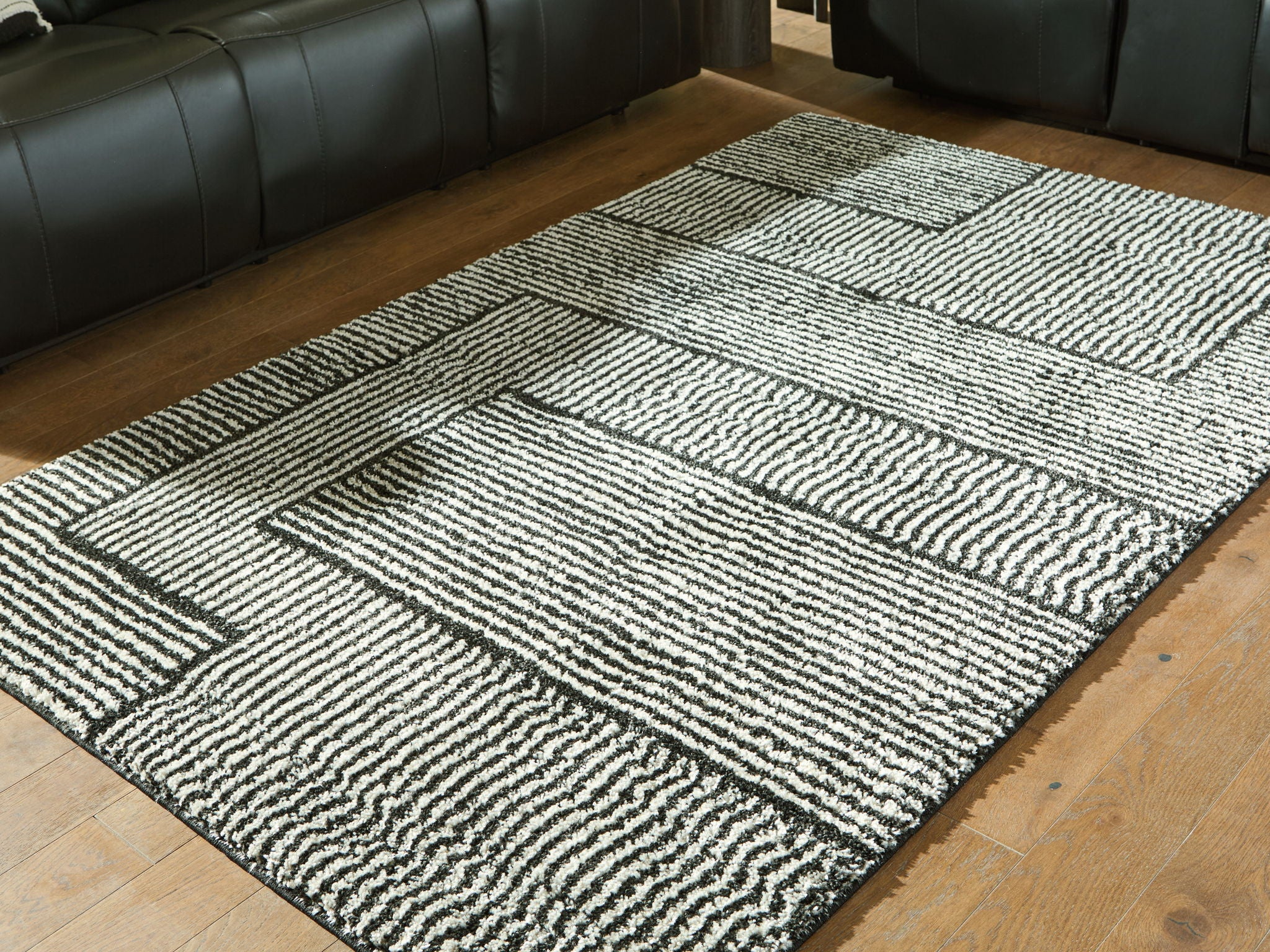 Kurtmen - Rug - Best Buy Furniture