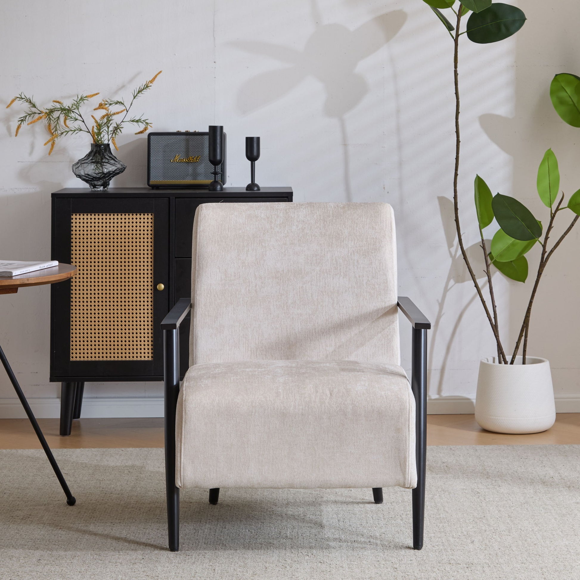 Modern Lounge Chair With Polyester Upholstery - Best Buy Furniture