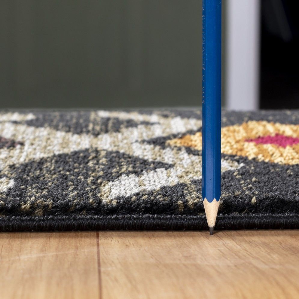 Tribes - 5'3" X 7'3" Southwest Area Rug - Black - Best Buy Furniture