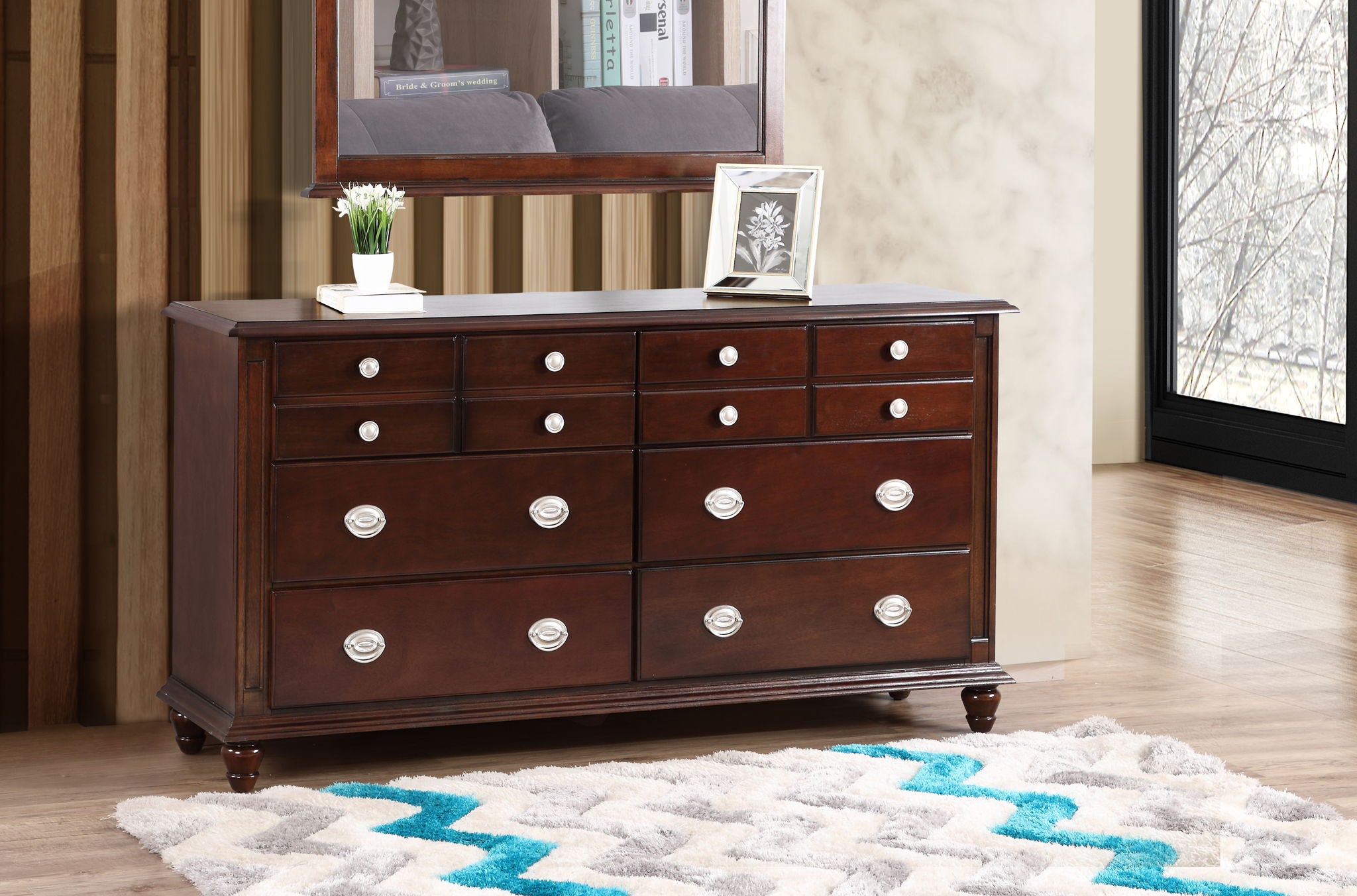 Elegant Traditional Dresser - Best Buy Furniture