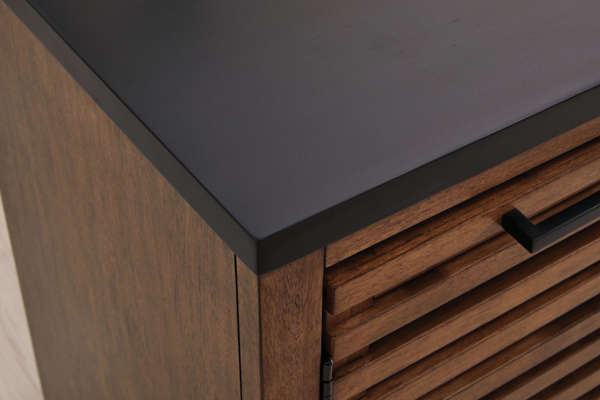 Kallari - Credenza - Best Buy Furniture
