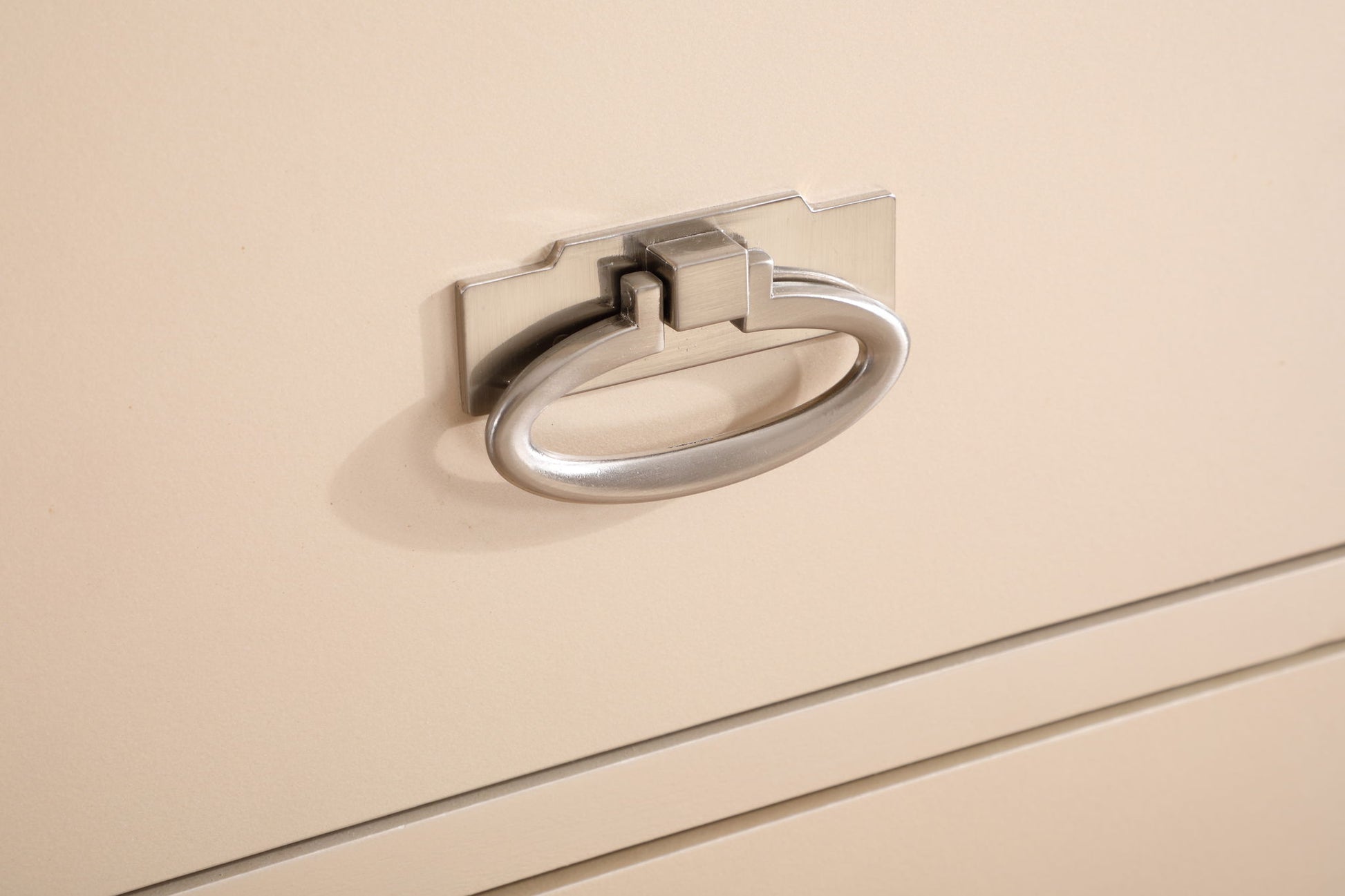 Sleek Contemporary Storage Chest - Best Buy Furniture