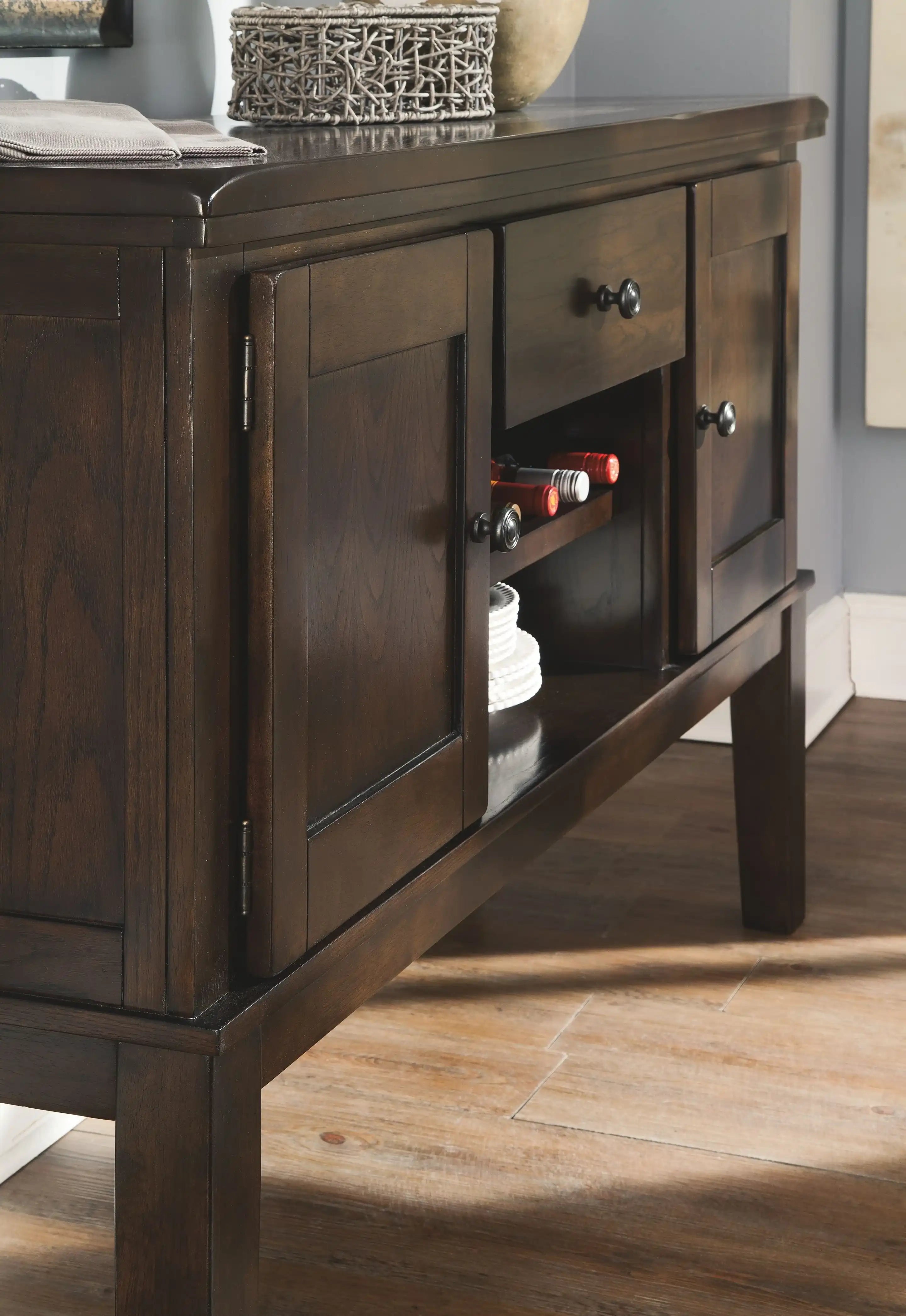 Haddigan - Dining Table With Side Chairs - Best Buy Furniture
