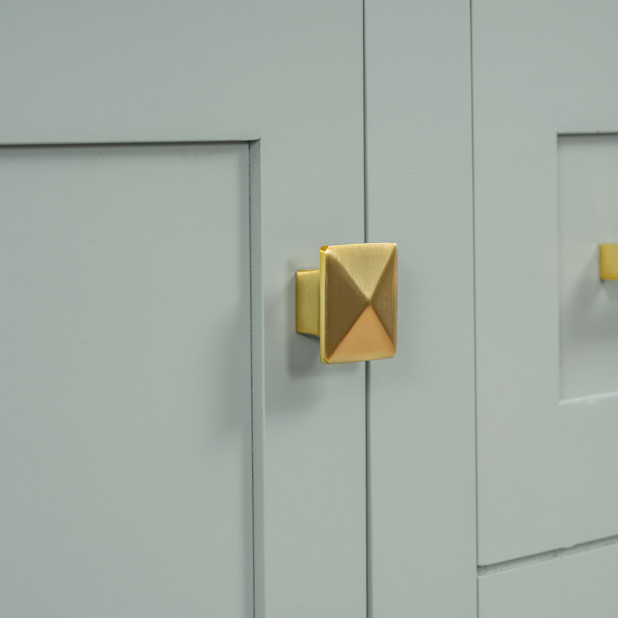 Bathroom Vanity, Modern Bathroom Cabinet With Sink Combo Set, Bathroom Storage Cabinet With A Soft Closing Door And 3 Drawers, Solid Wood Frame - Best Buy Furniture