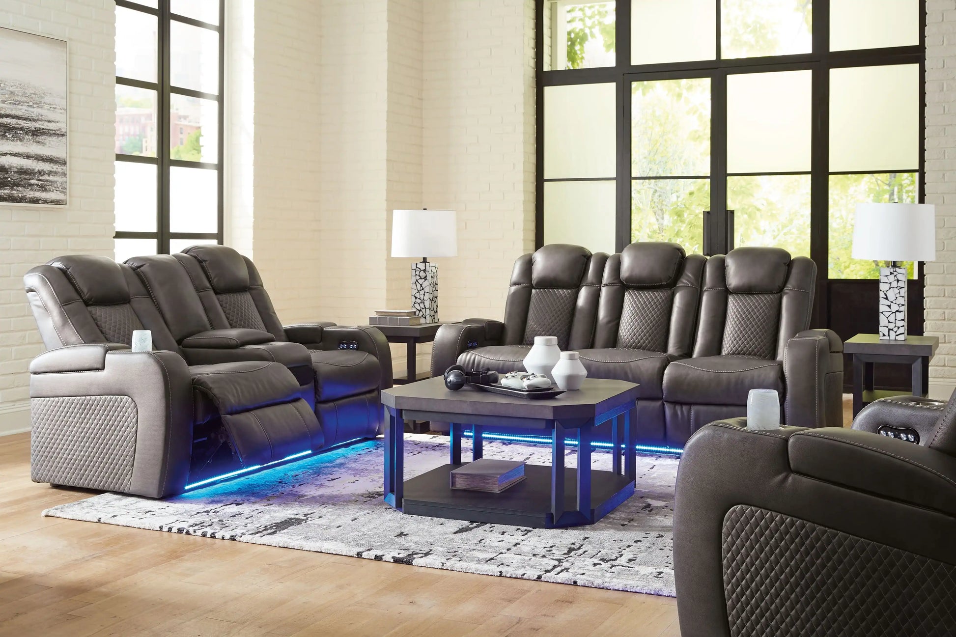 Fyne-dyme - Reclining Living Room Set - Best Buy Furniture