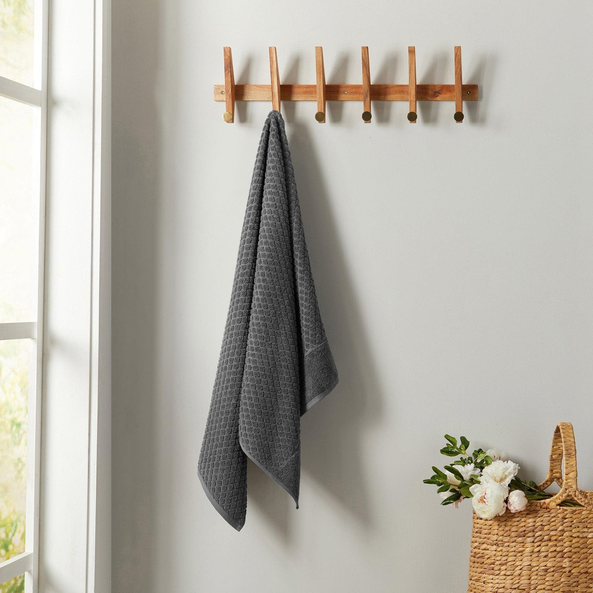 Cotton Diamond Waffle Weave Bath Towel Set - Grayson Collection - Best Buy Furniture