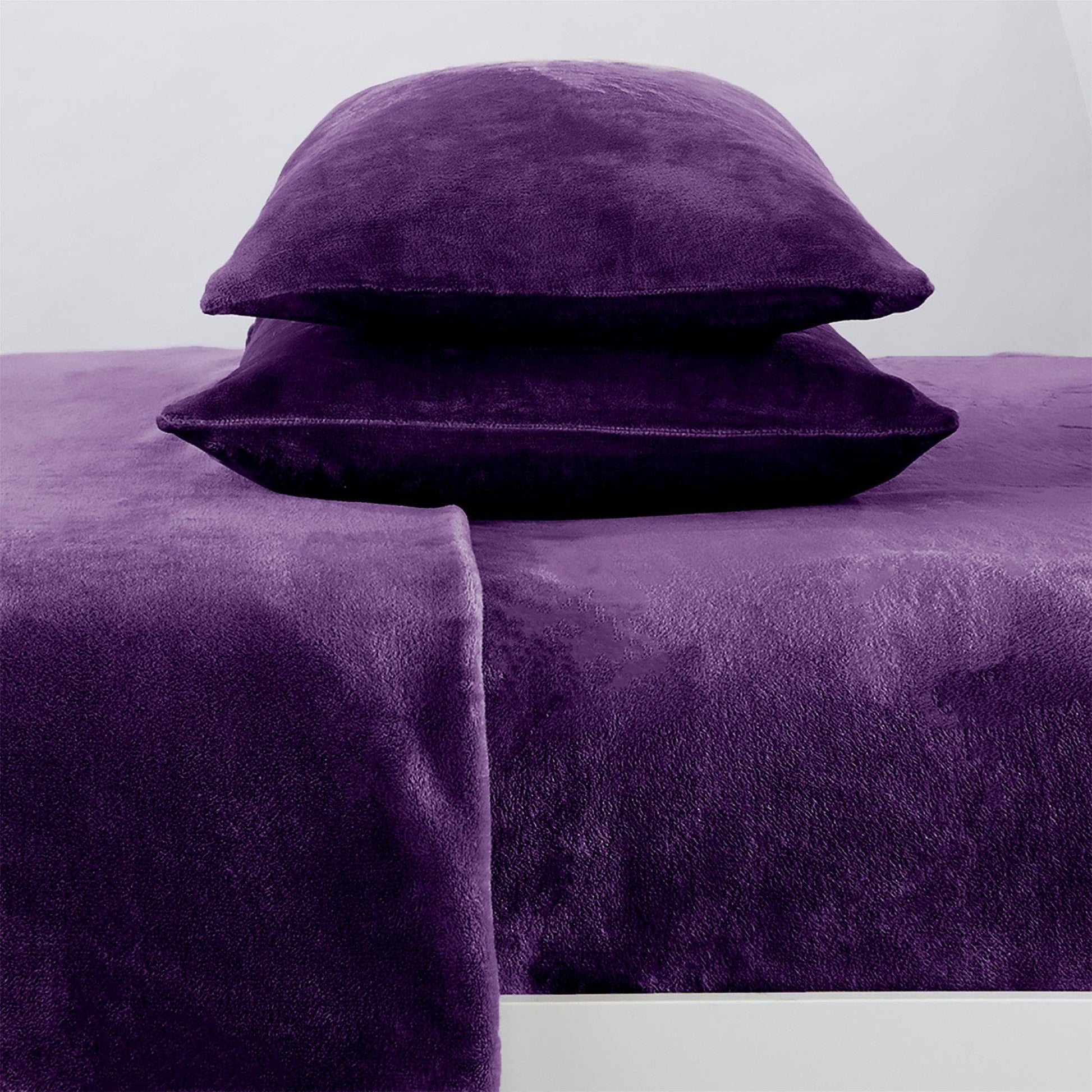 4-Piece Solid Jewel-Toned Plush Sheet - Velvet Luxe Collection - Best Buy Furniture