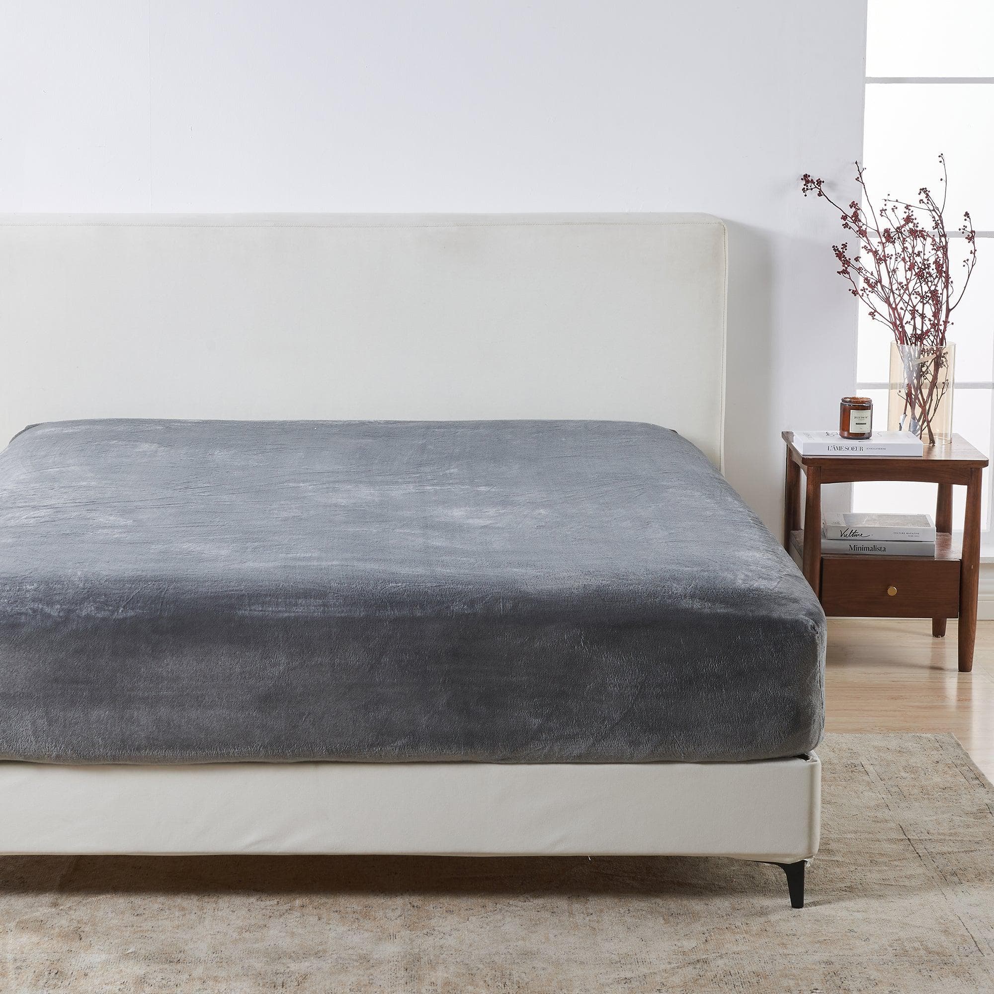 Solid Plush Fitted Sheet - Velvet Luxe Collection - Best Buy Furniture