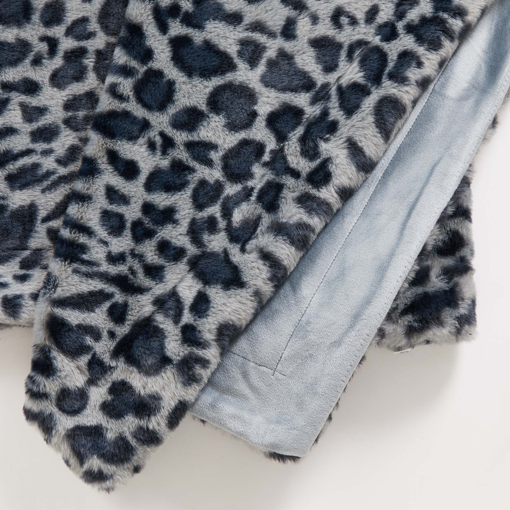 Faux Fur Printed Throw Blanket - Aaliyah Collection - Best Buy Furniture