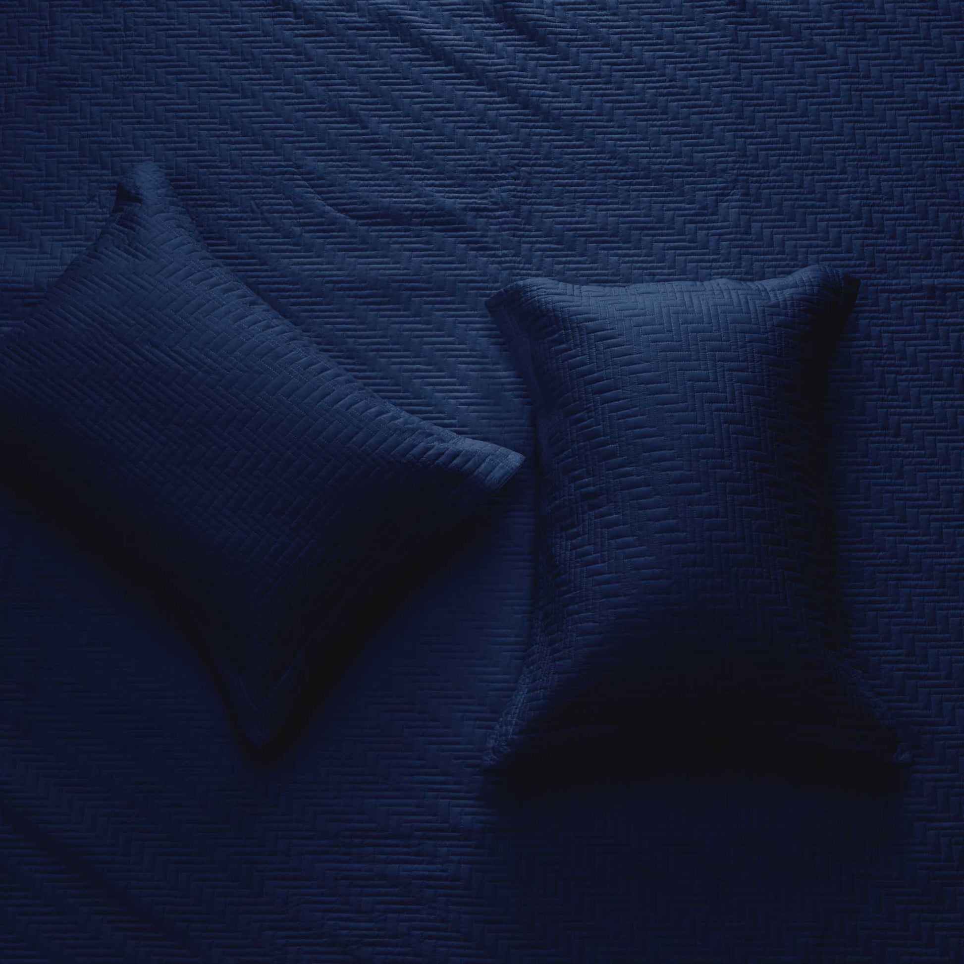 3-Piece Herringbone Stitched Quilt - Louise Collection - Best Buy Furniture