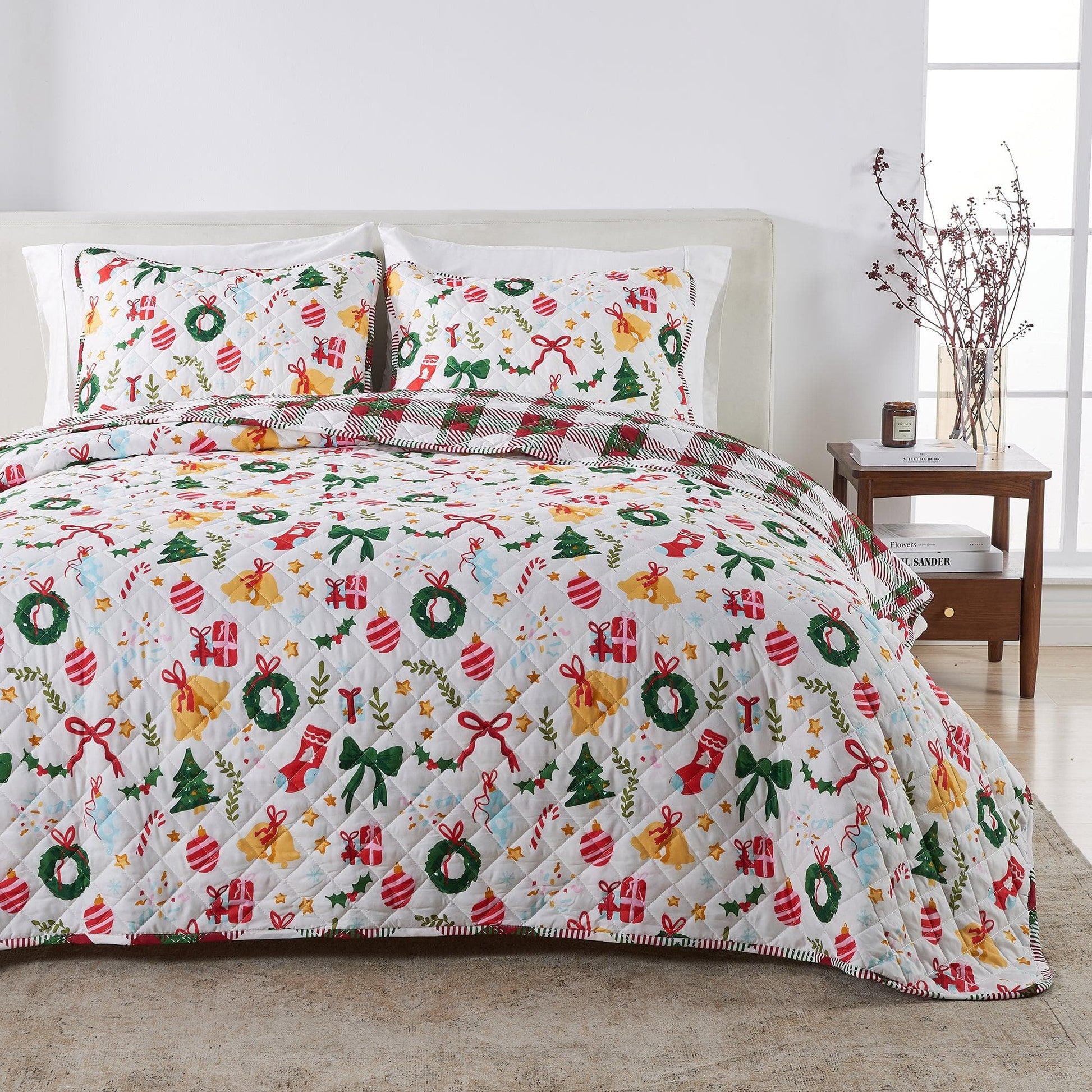 Colorful Holiday Quilt Set - Midnight Magic Collection - Best Buy Furniture