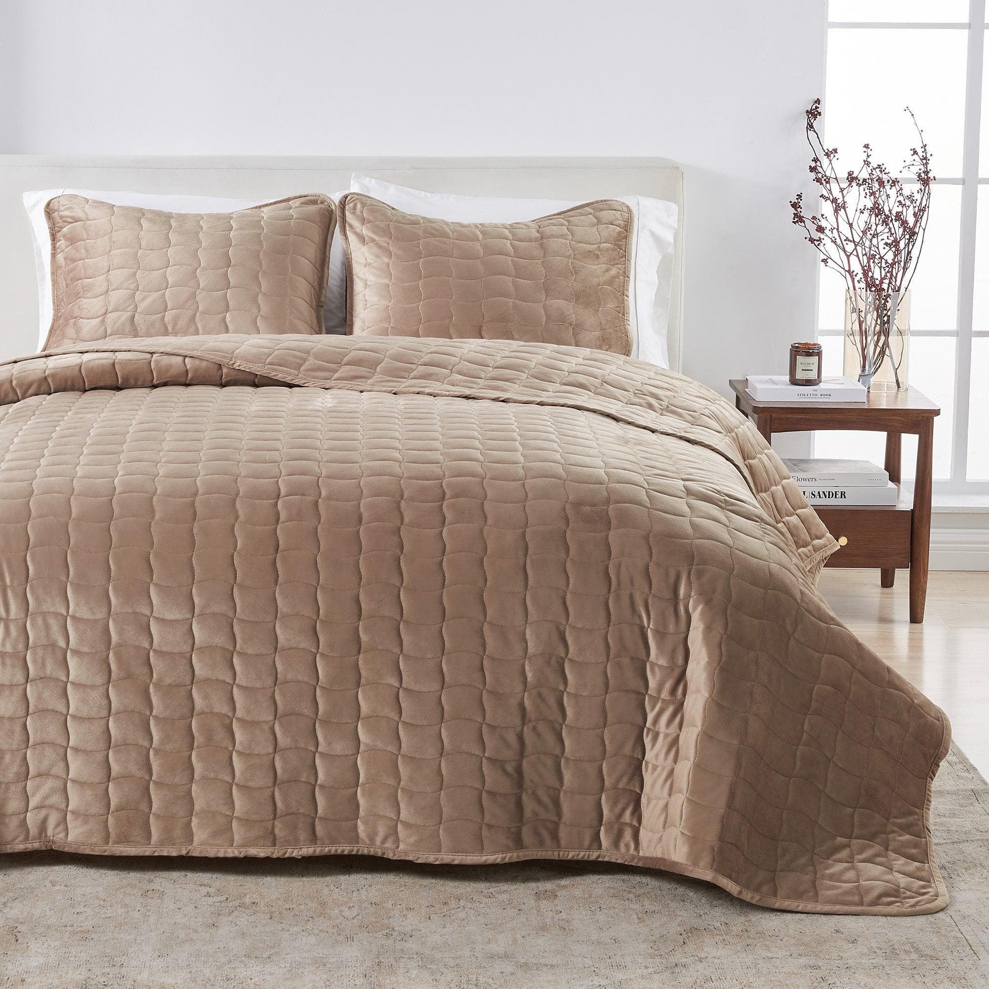 Velvet Box-Stitched Quilt Set - Vivica Collection - Best Buy Furniture