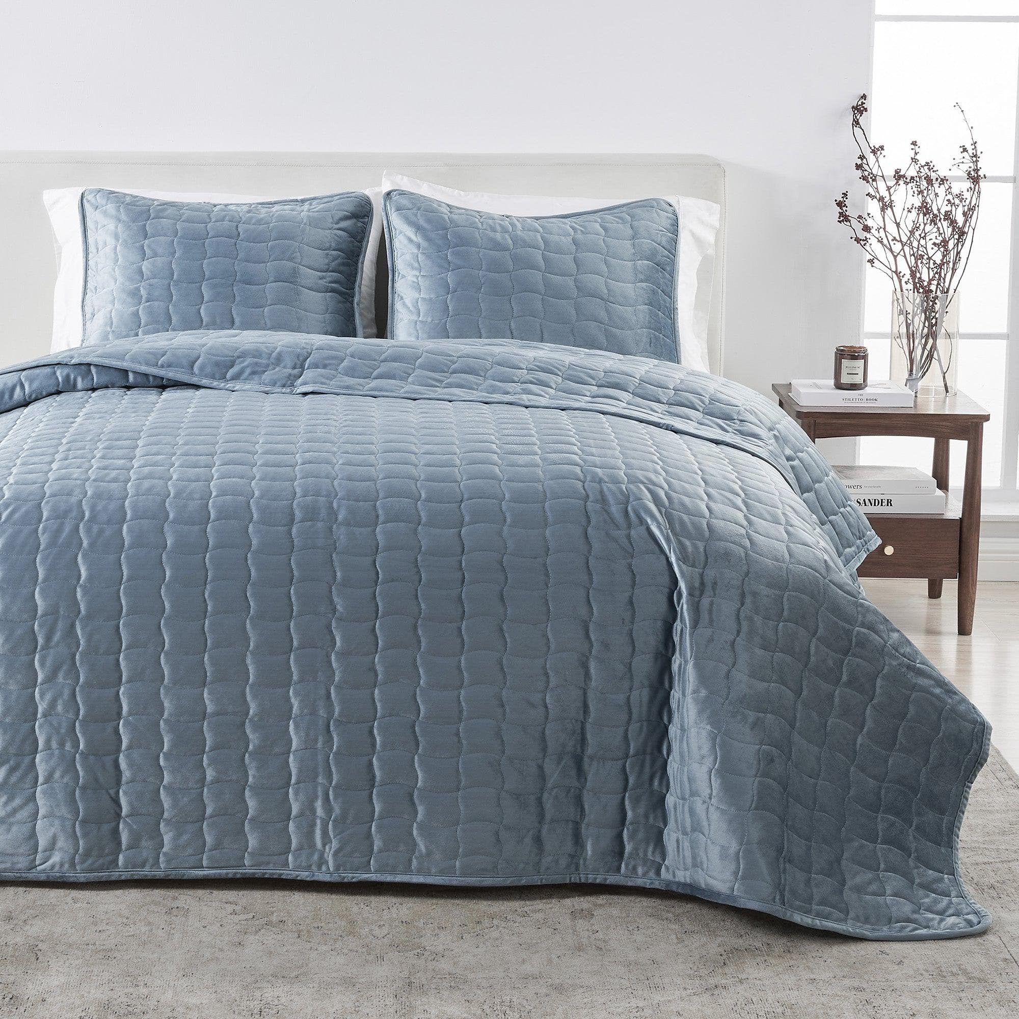 Velvet Box-Stitched Quilt Set - Vivica Collection - Best Buy Furniture