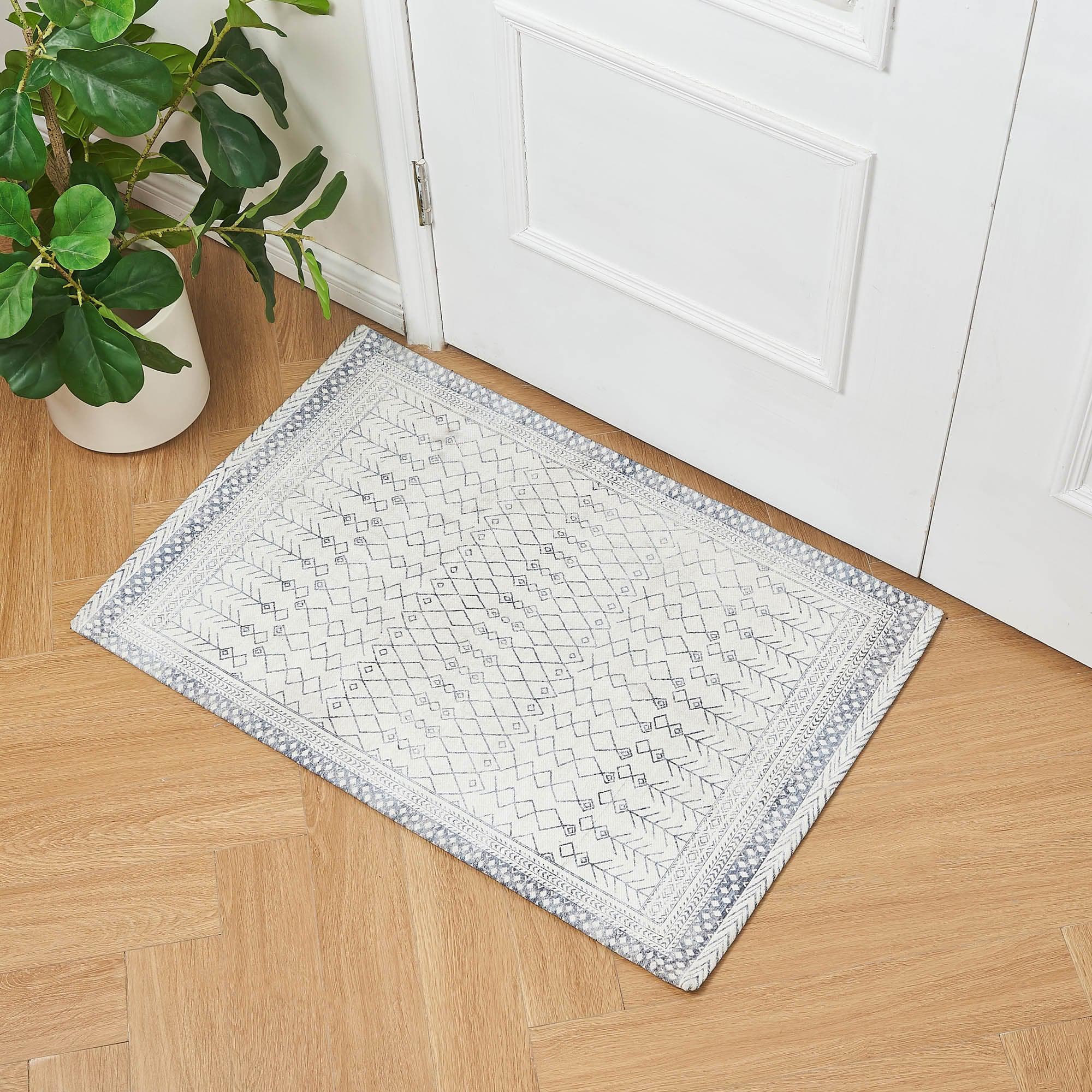 Distressed Moroccan Machine Washable Accent Rug 2' x 3' - Neve Collection - Best Buy Furniture