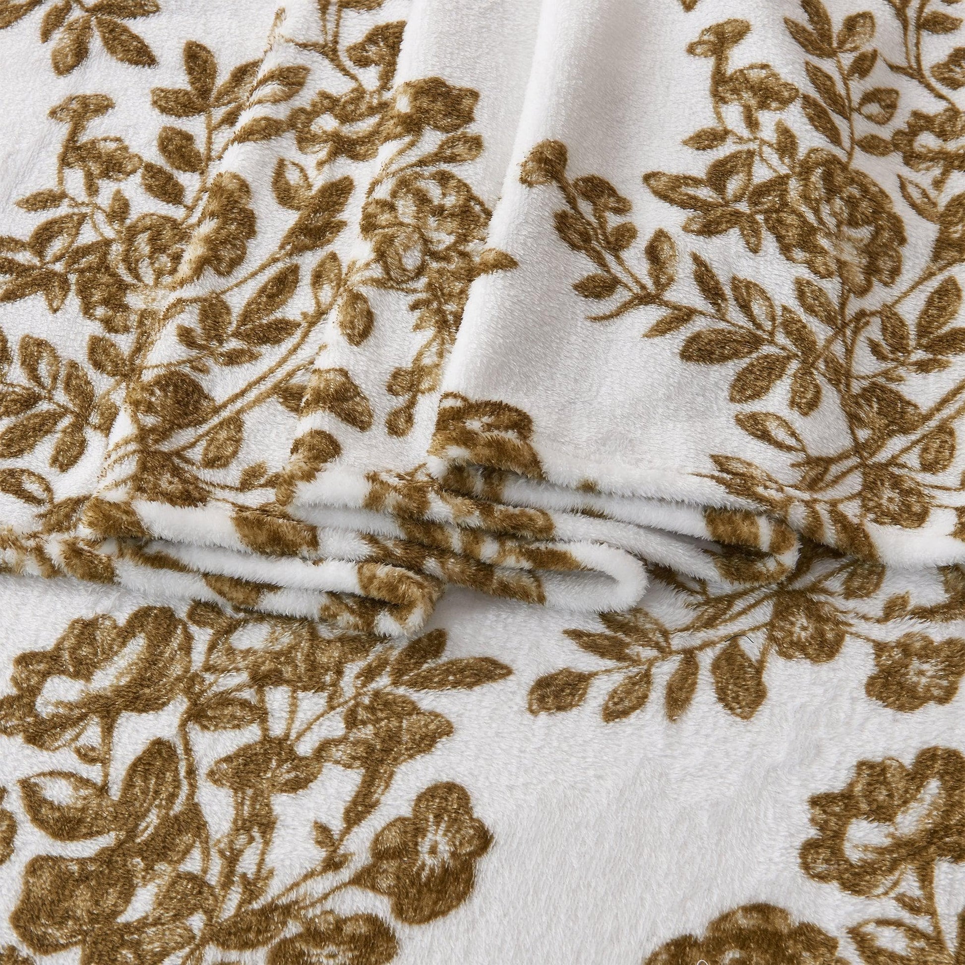 4-Piece Printed Plush Sheet - Velvet Luxe Collection - Best Buy Furniture