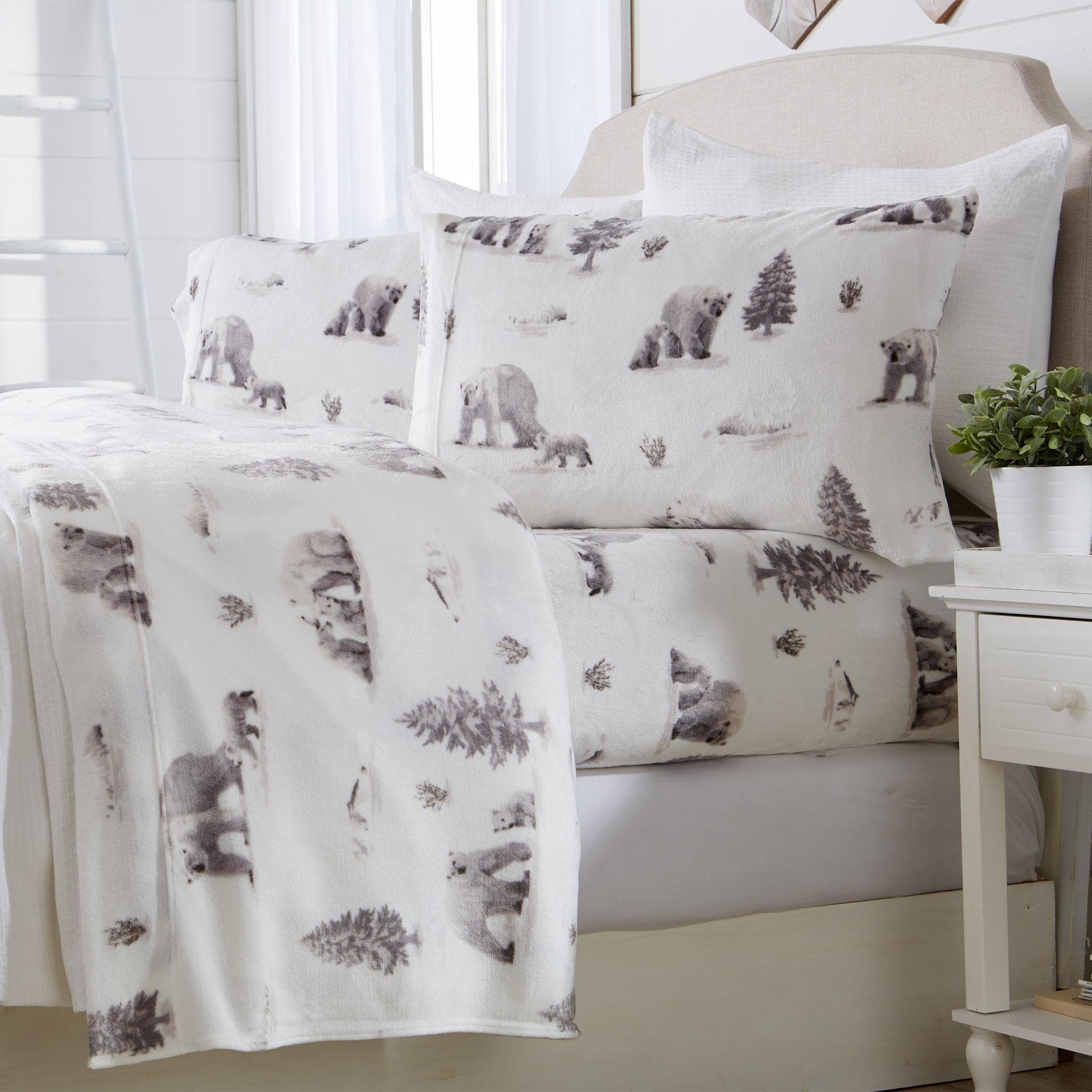 4-Piece Printed Plush Sheet - Velvet Luxe Collection - Best Buy Furniture