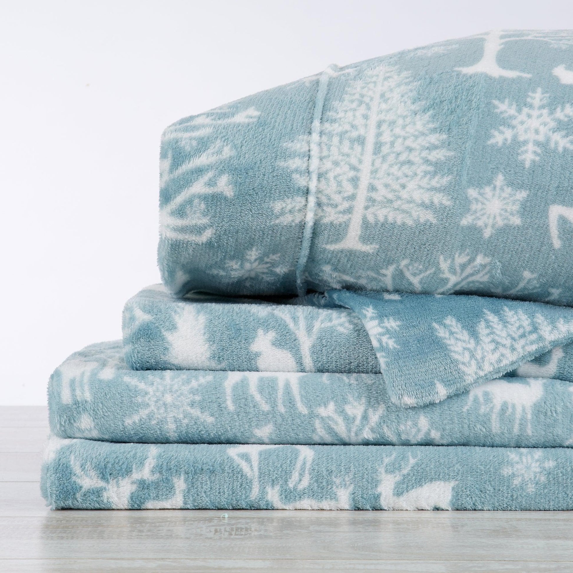 4-Piece Printed Plush Sheet - Velvet Luxe Collection - Best Buy Furniture