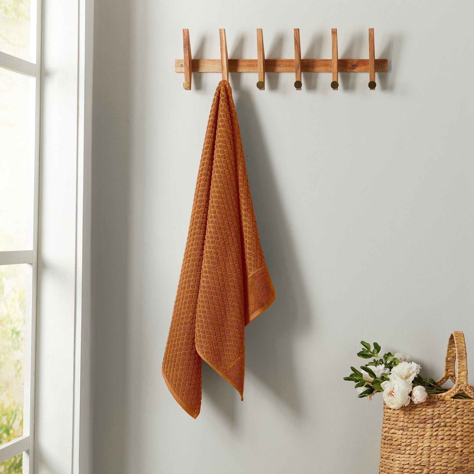 Cotton Diamond Waffle Weave Bath Towel Set - Grayson Collection - Best Buy Furniture