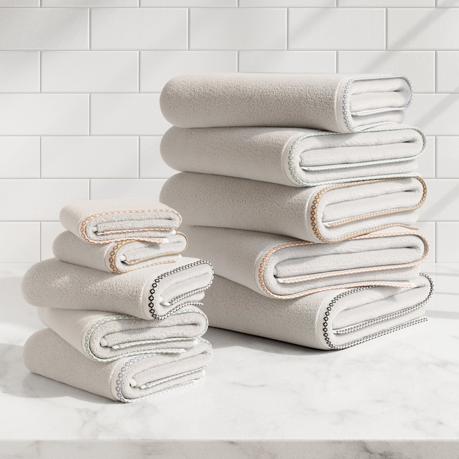 Cotton Border-Stitched 6-Piece Towel Set - Valery Collection - Best Buy Furniture