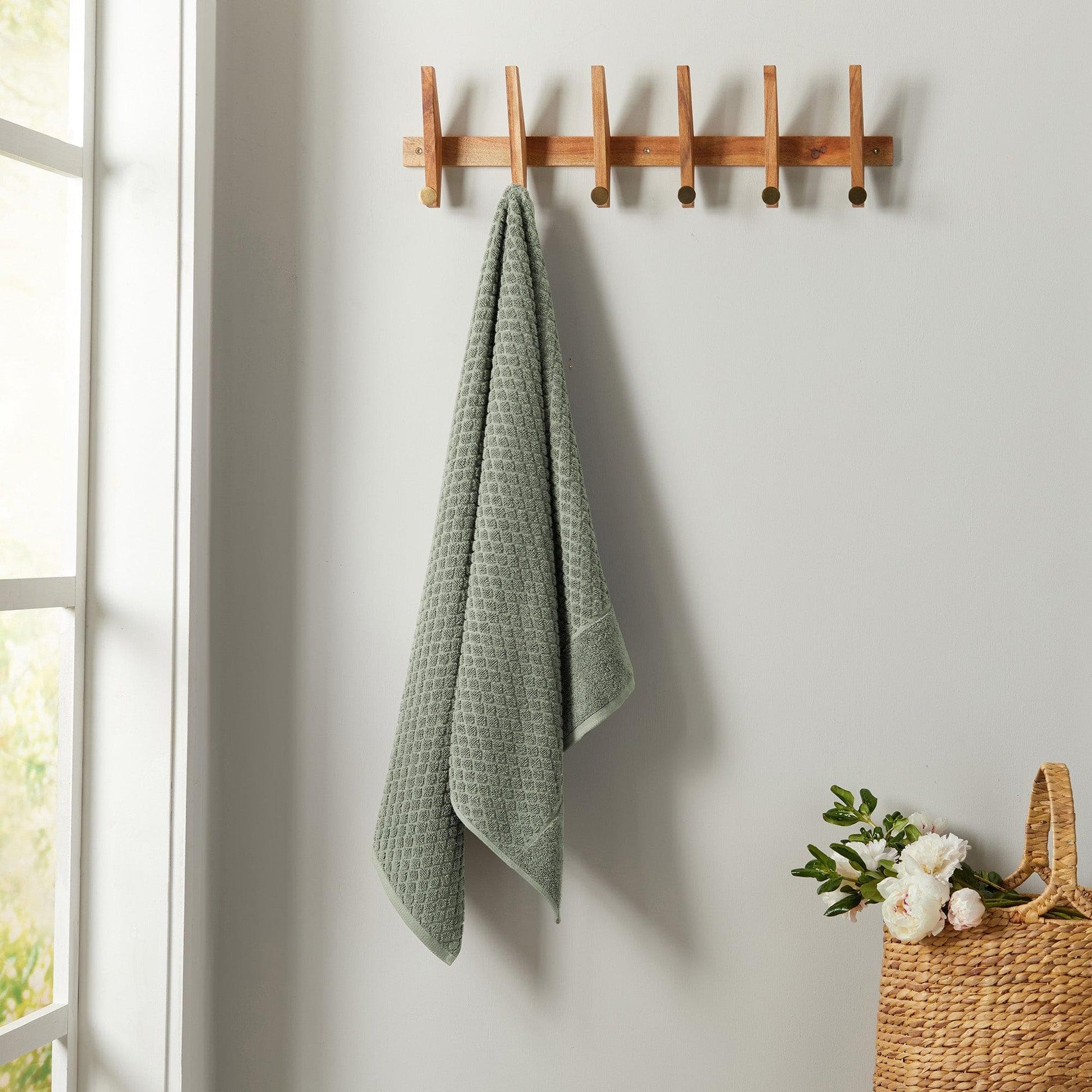 Cotton Diamond Waffle Weave Bath Towel Set - Grayson Collection - Best Buy Furniture