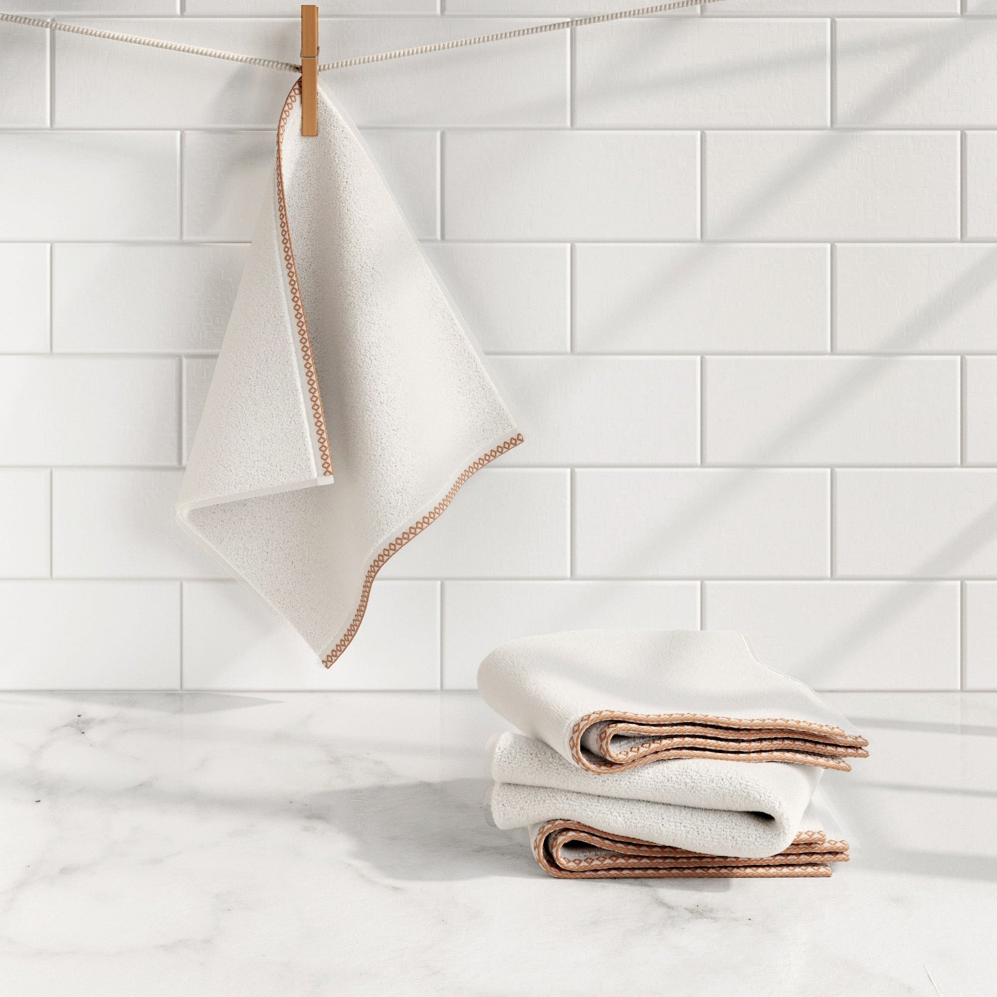 Cotton Border-Stitched 6-Piece Towel Set - Valery Collection - Best Buy Furniture