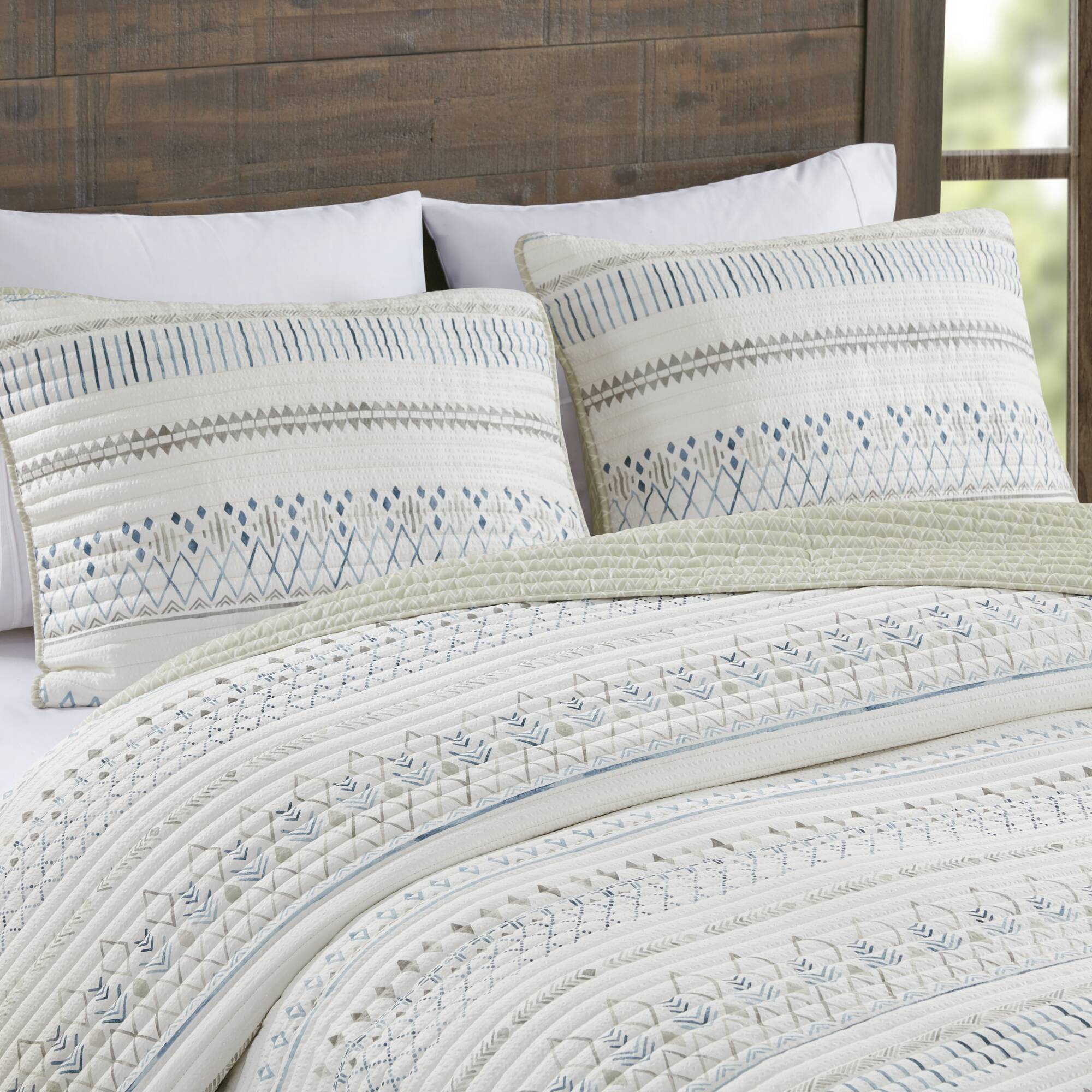 3 Piece Printed Microfiber Seersucker Quilt Set Taupe/Blue Full/Queen