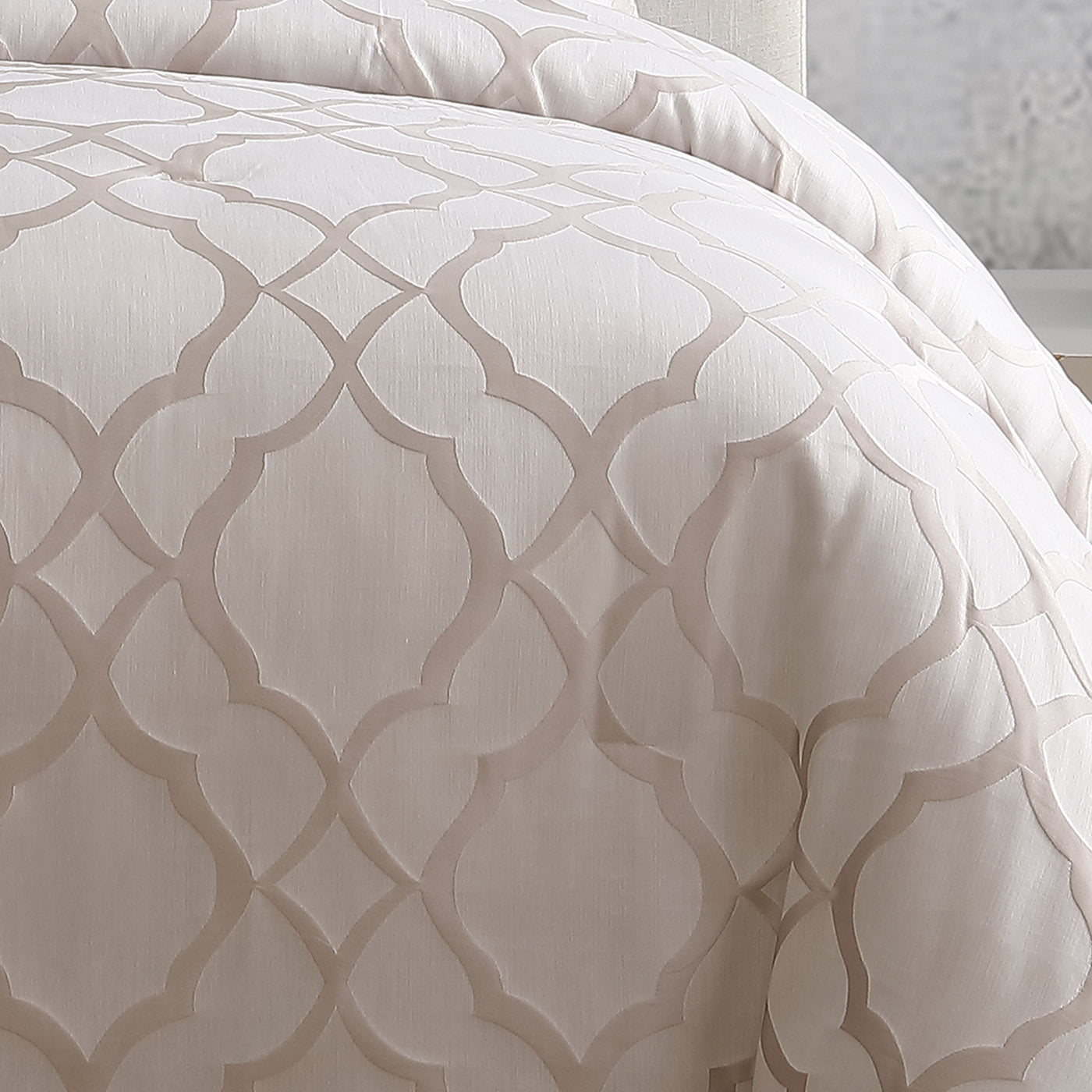 Tinley White and Silver Jacquard Comforter Ensemble