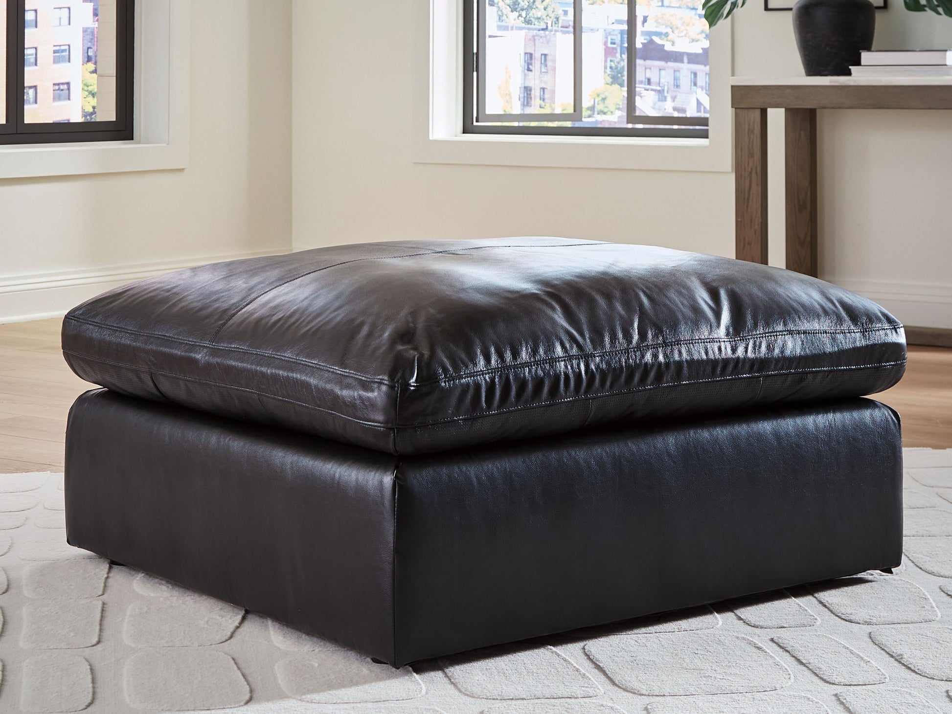 Emilia - Oversized Accent Ottoman - Best Buy Furniture