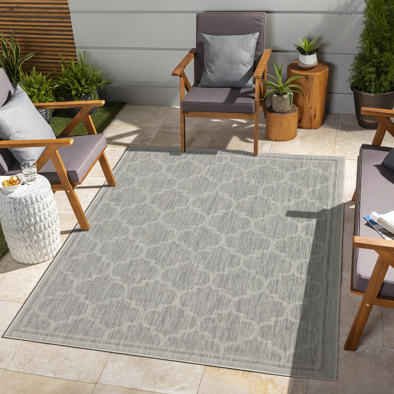 Sunshine - 5'3" X 7'3" Indoor & Outdoor Area Rug - Silver
