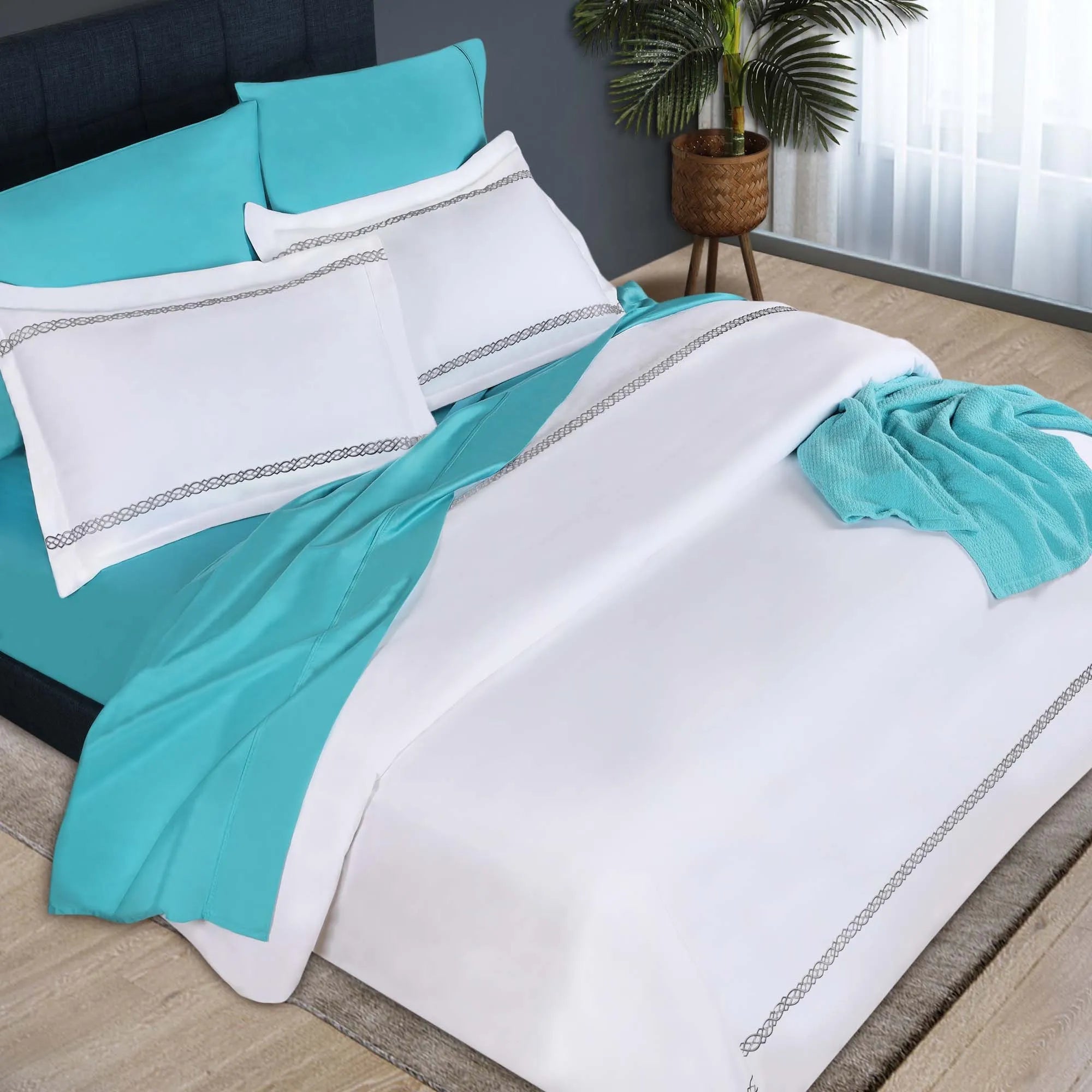 1000 Thread Count Egyptian Cotton Embroidered Duvet Cover Set - Egyptian Cotton Duvet Cover Set by Superior