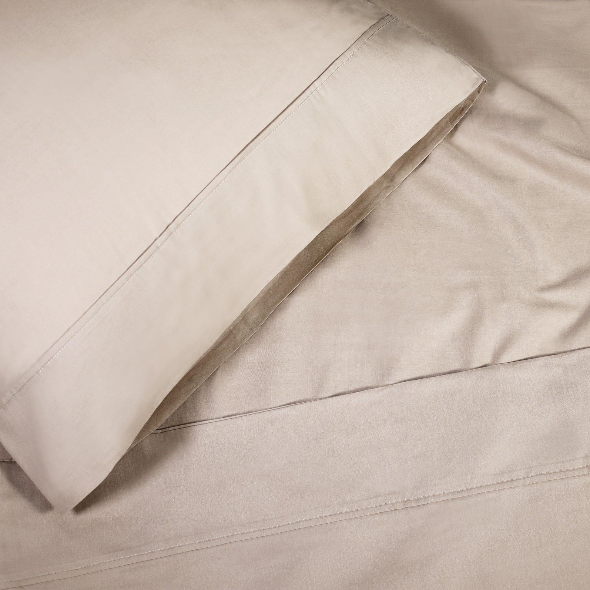 300 Thread Count 100% Cotton Sheet Set Percale Solid Deep Pocket - Sheet Set by Superior Brand