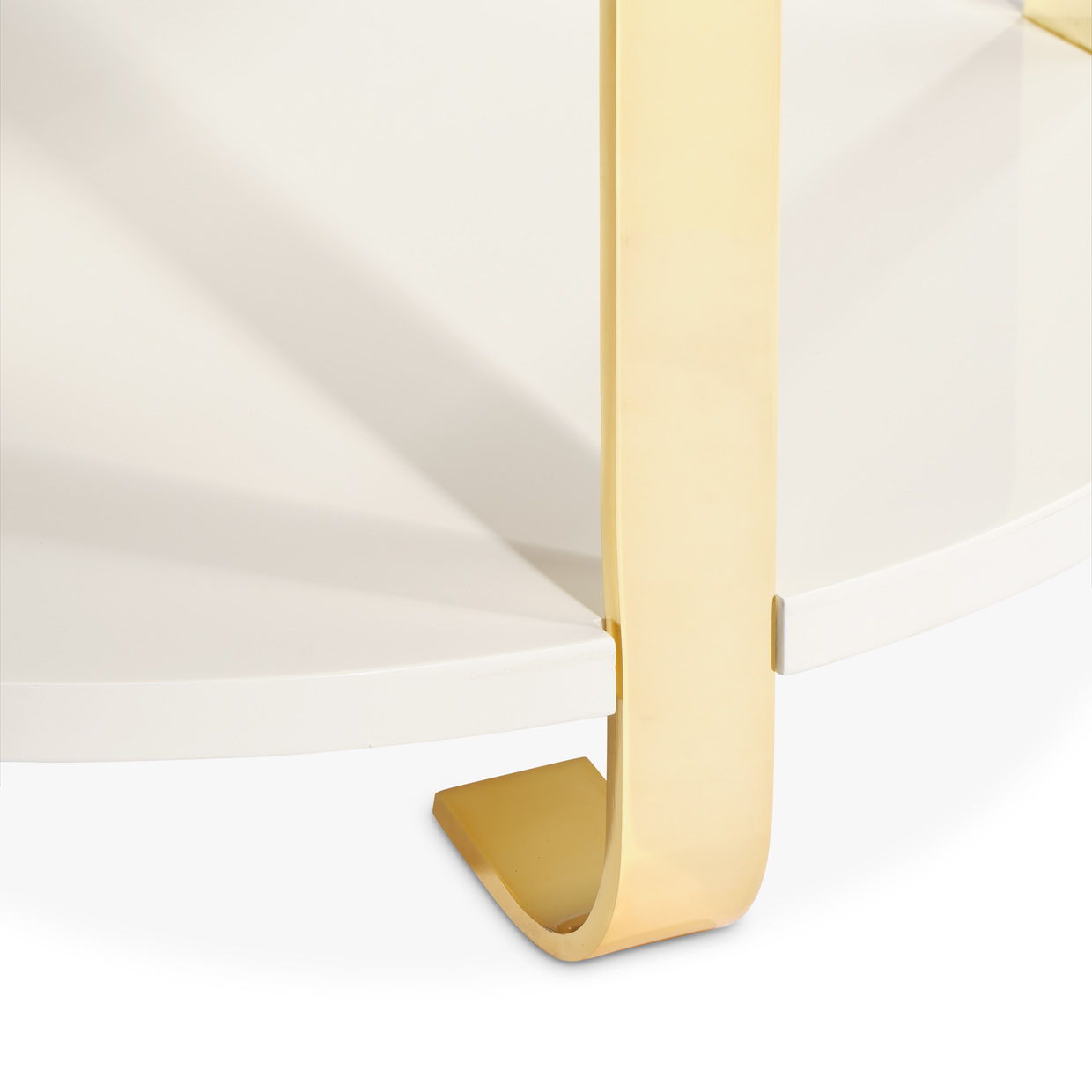 Ariana - Table