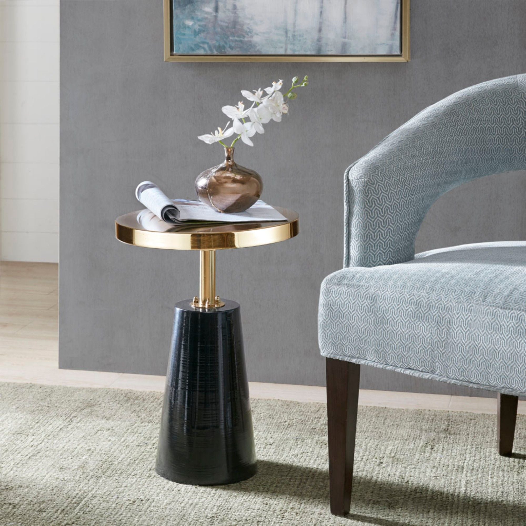 Accent Table Elegant Design Metal Round - Black / Gold