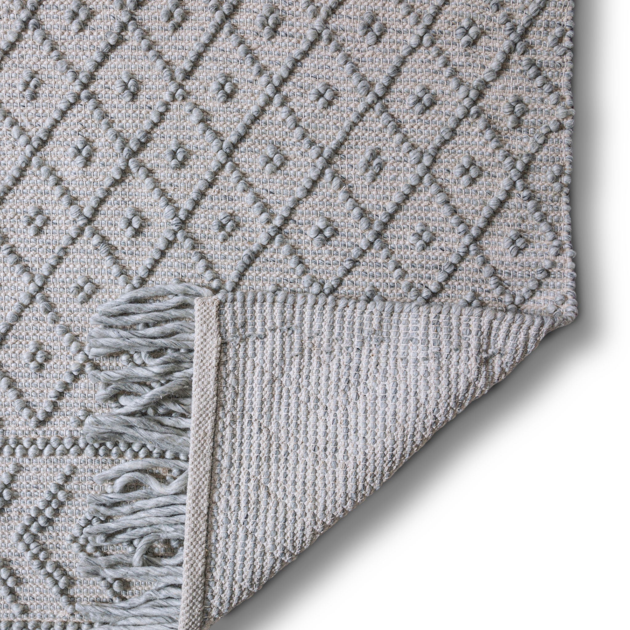 Millow - Handcrafted Area Rug