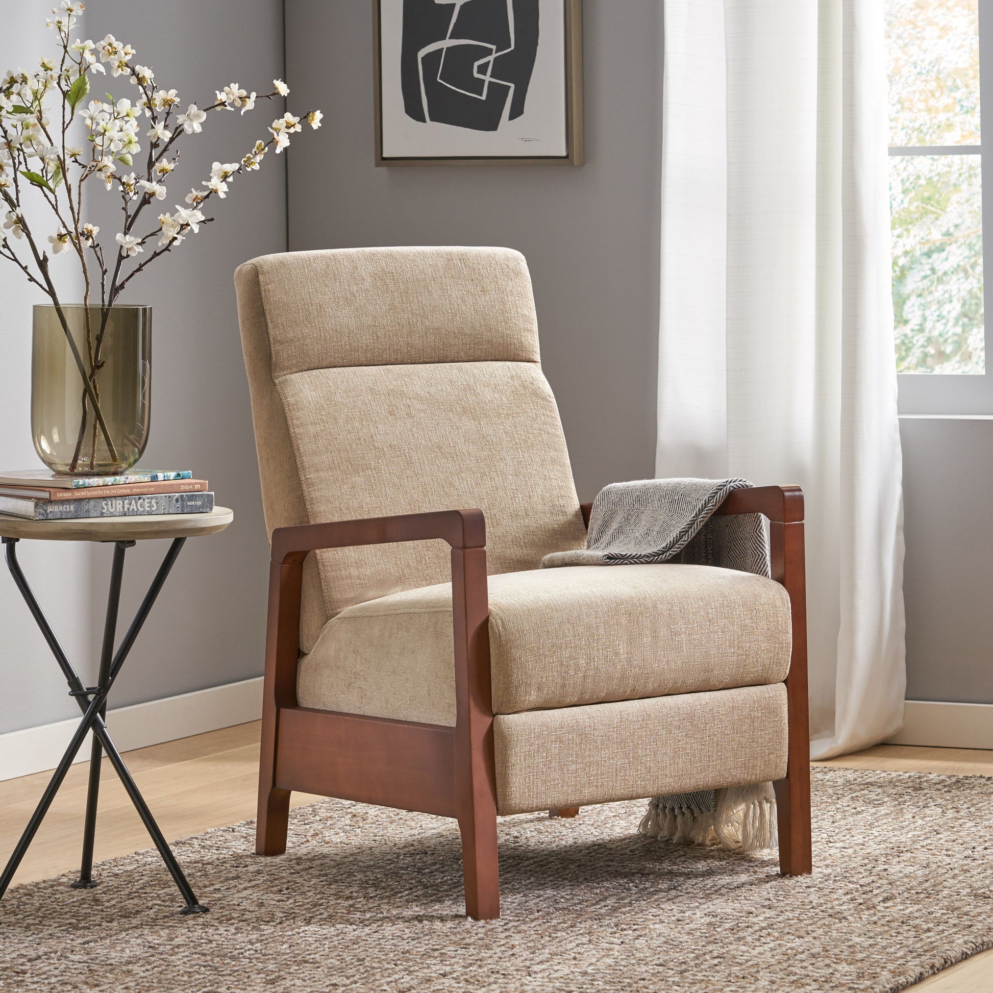 Contemporary Wide Hand Manual Club Recliner - Best Buy Furniture