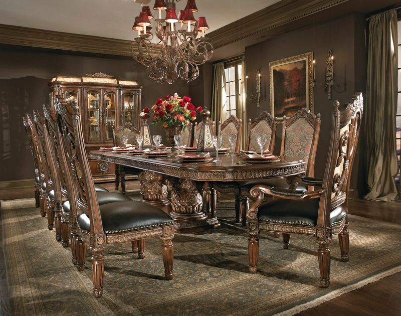 Villa Valencia - Rectangular Dining Table - Classic Chestnut