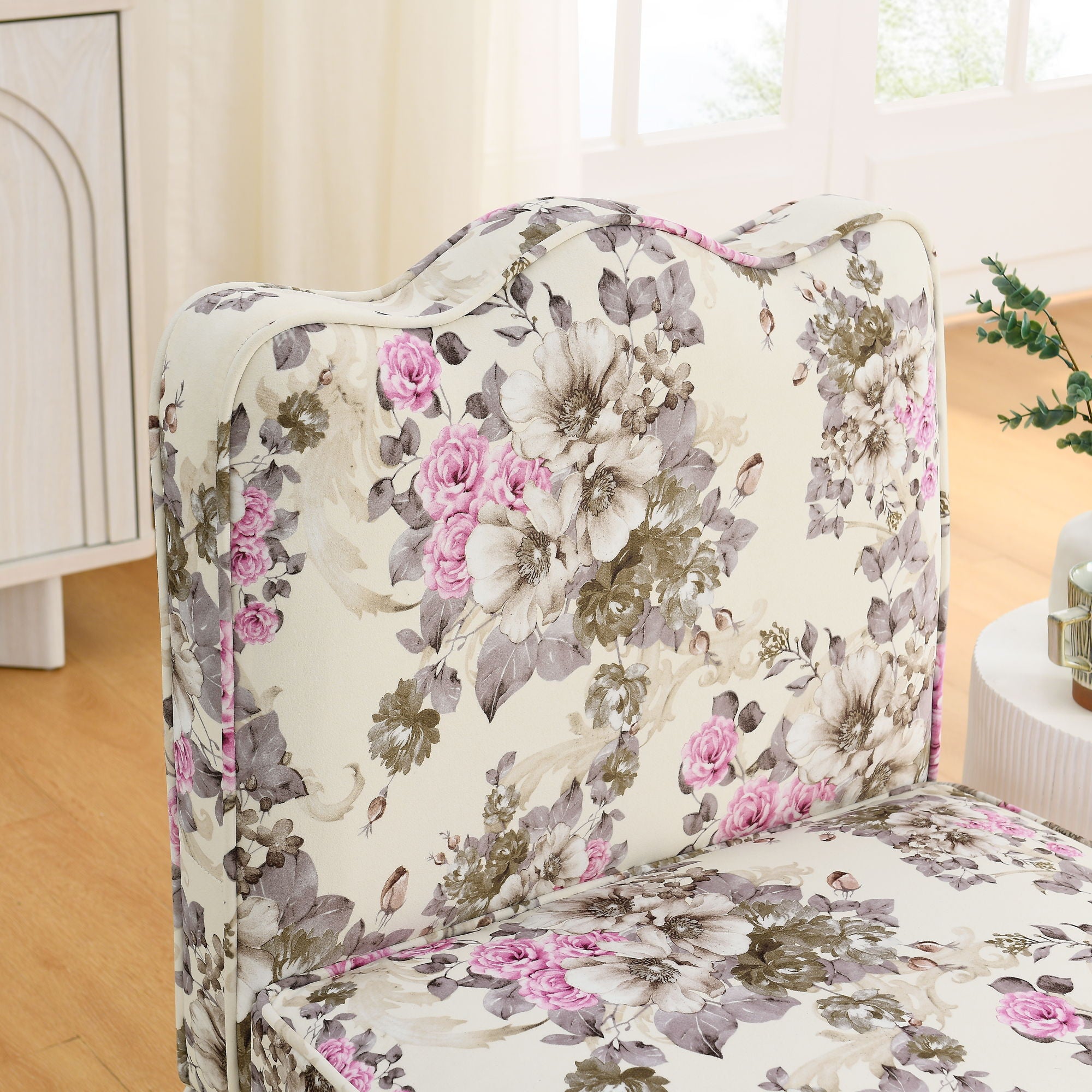 Stylish Flannel Dining Chair With Soft Cushion And Backrest