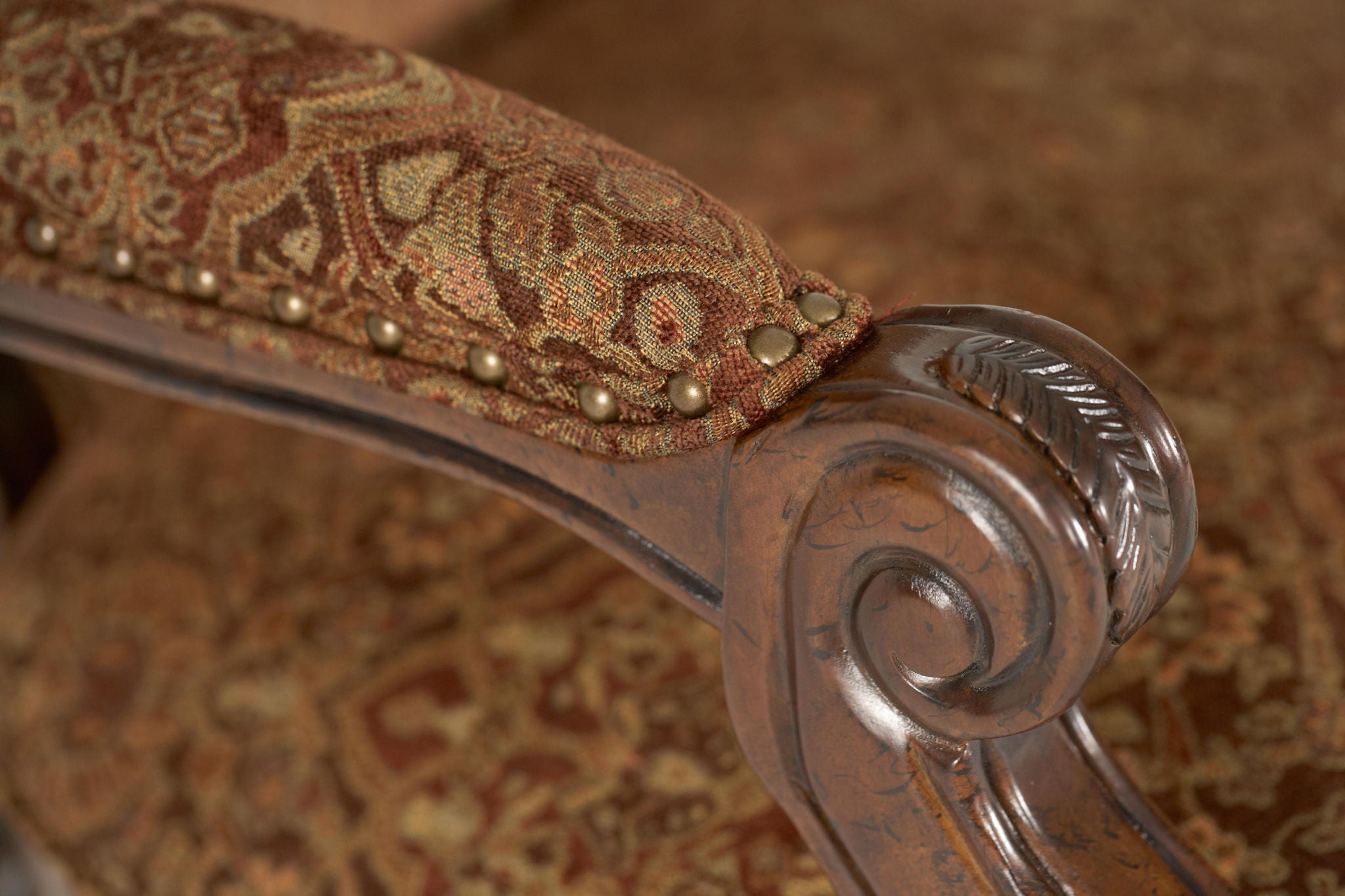 Windsor Court - Chair