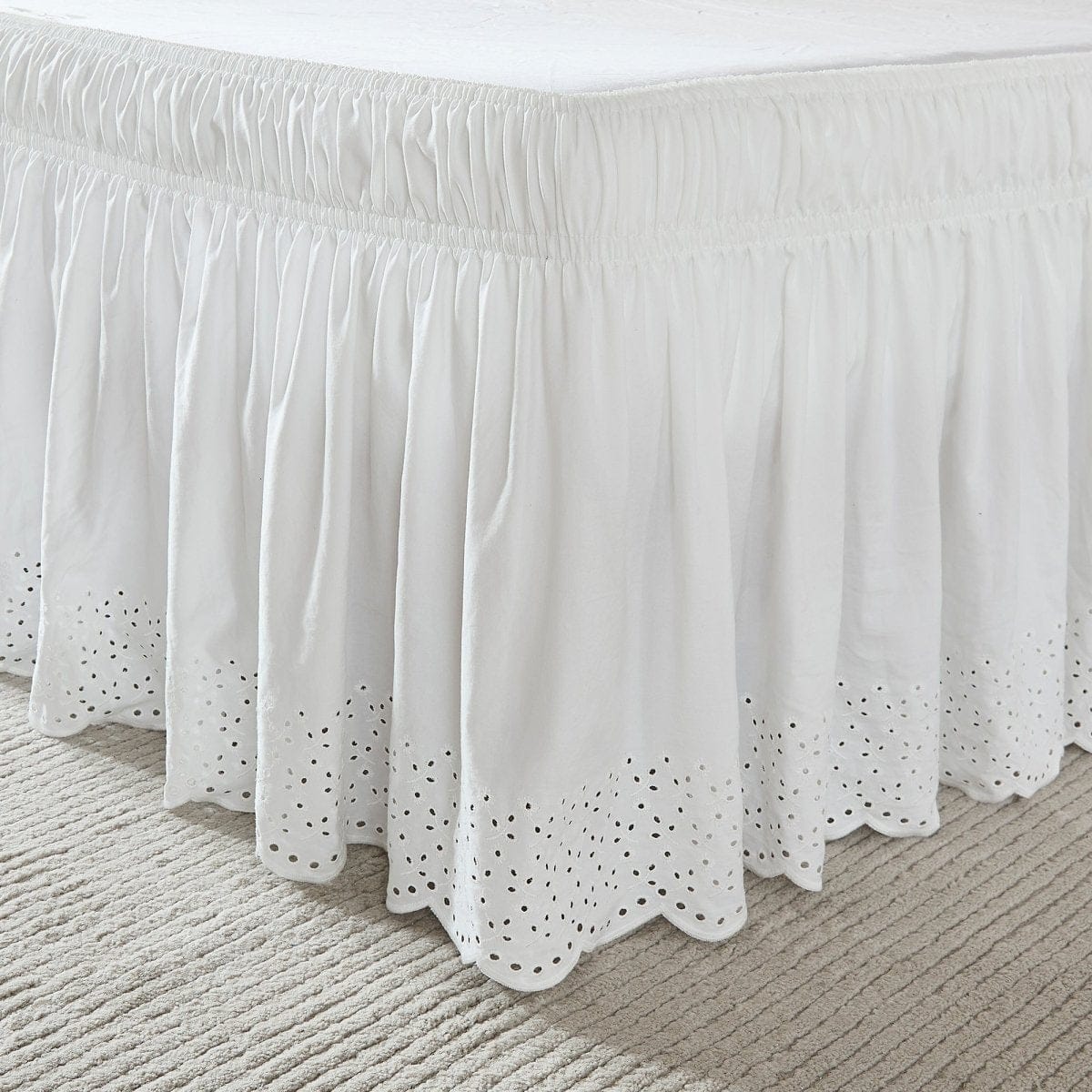 Vintage Eyelet Bed Skirt
