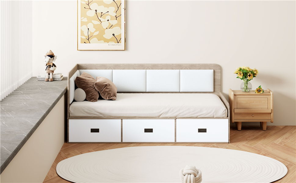 Daybed With 3 Drawers And 3 Storage Compartments