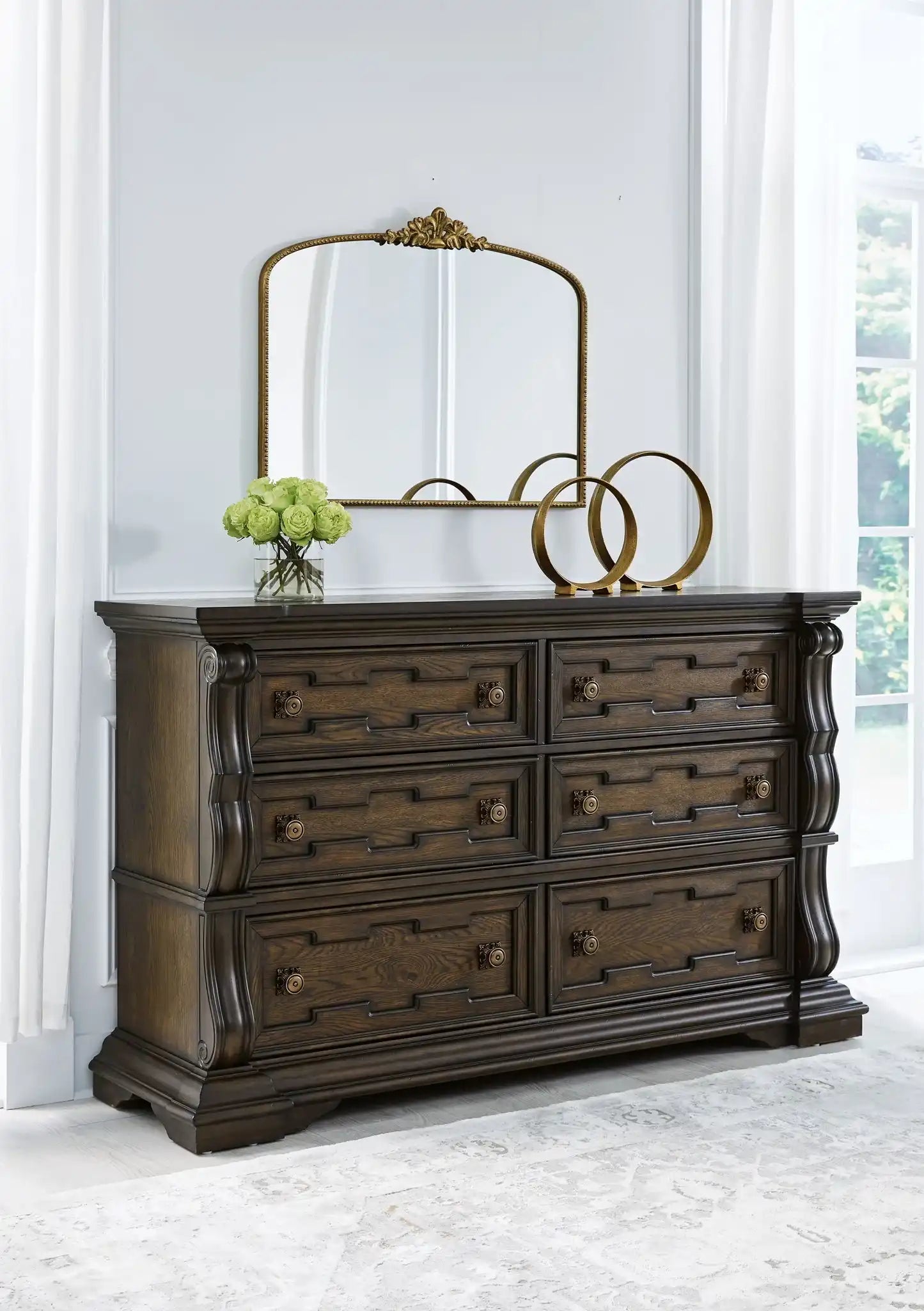 Maylee - Upholstered Bedroom Set