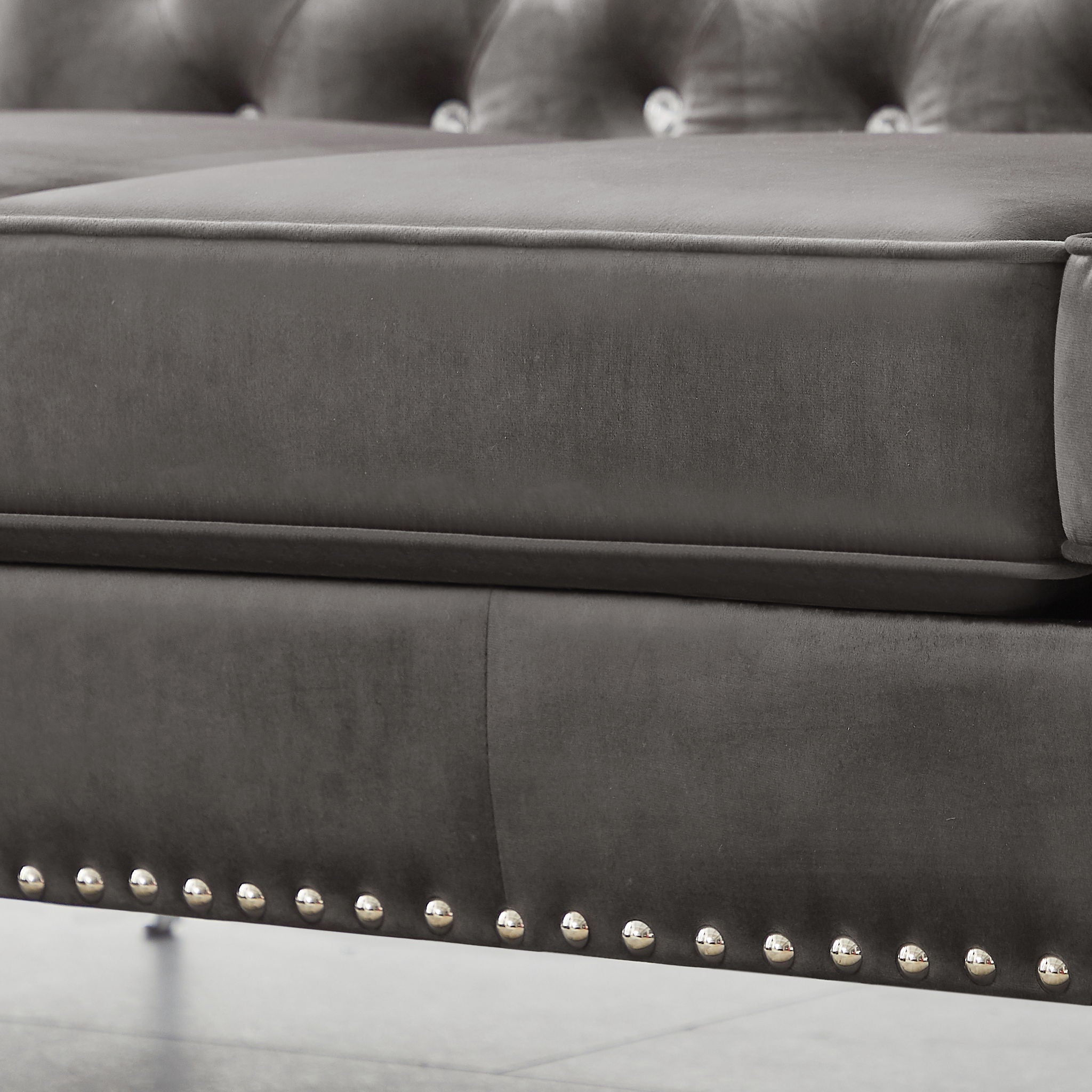 Wide Sofa With Jeweled Buttons Square Arm, 2 Pillows
