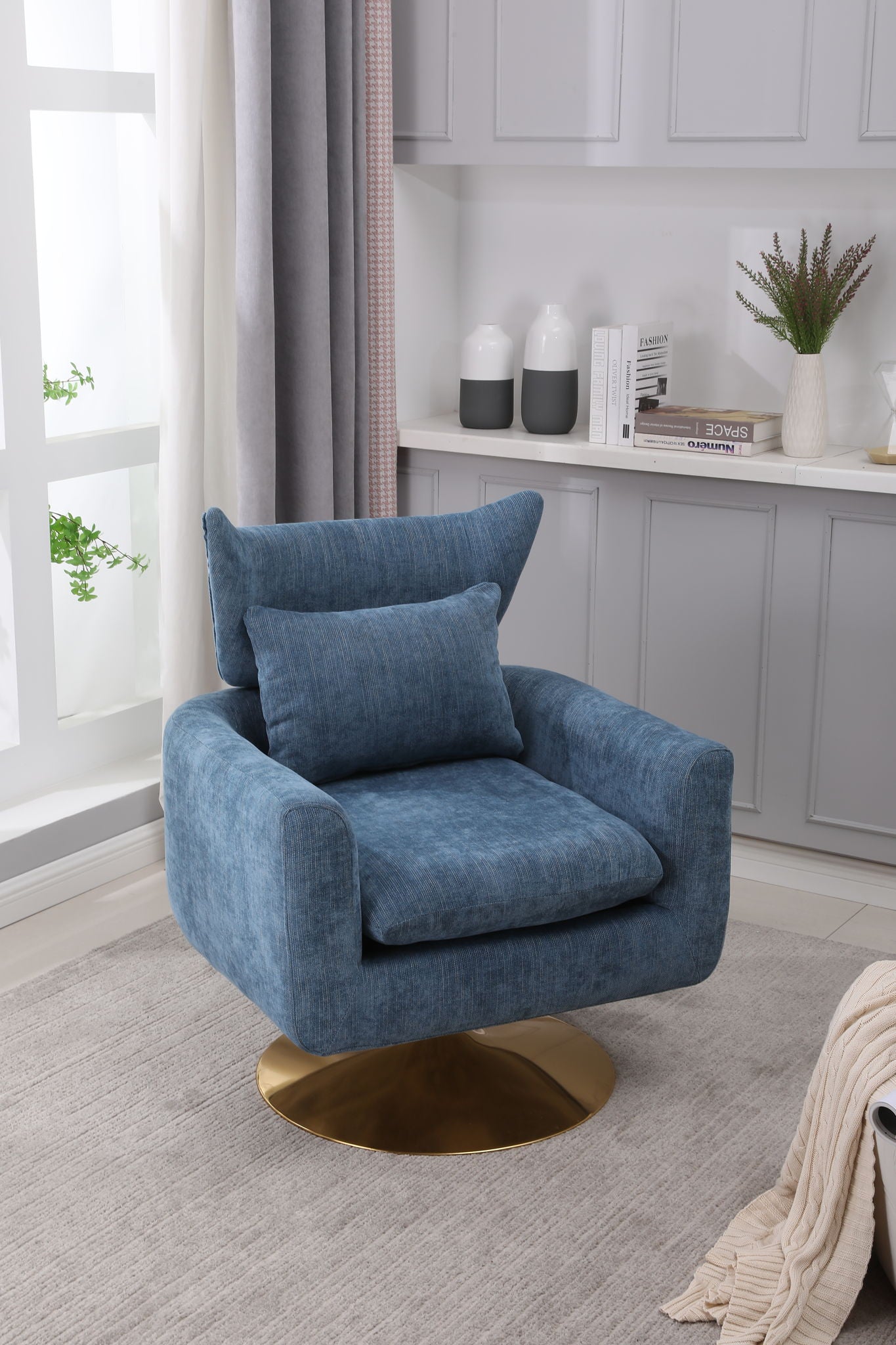 Classic Mid-Century 360 Degree Swivel Accent Chair